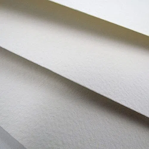 Fabriano - Carta per acquerello - superficie pressata a freddo (NOT) - 300 g/m² - 70 x 50 cm - 25 fogli