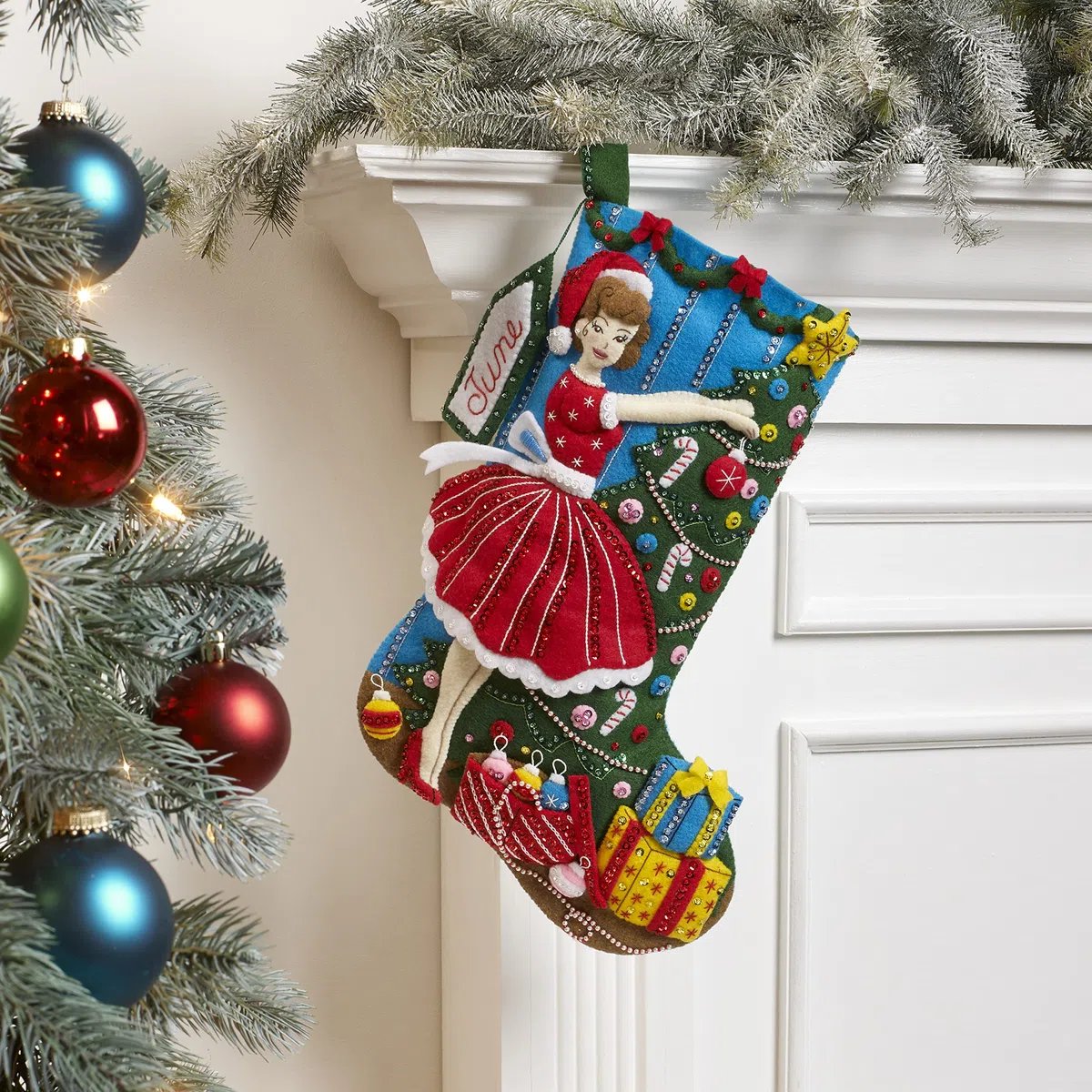 Bucilla Felt Stocking Applique Kit 18" Long-Vintage Christmas