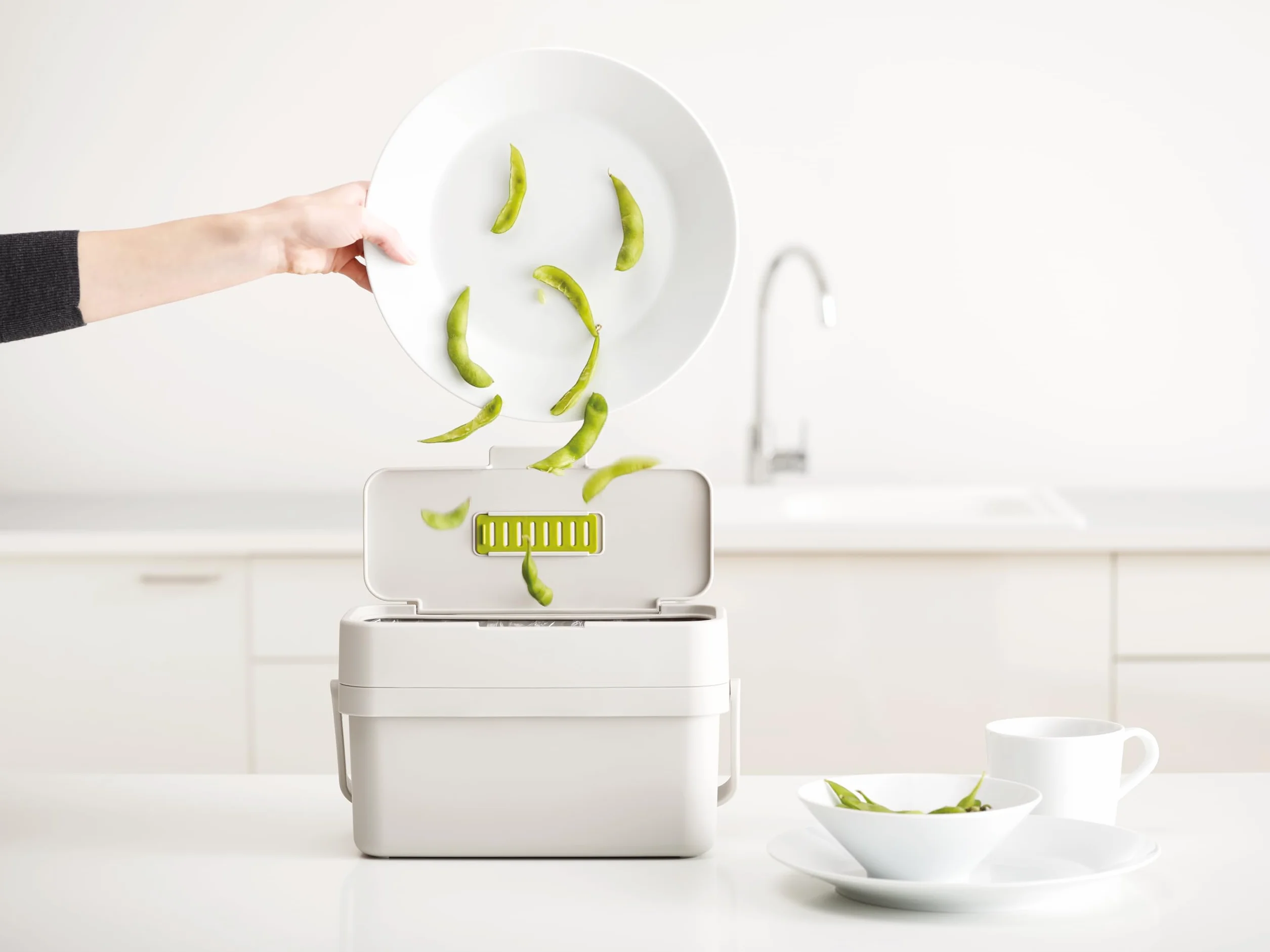 Joseph Joseph Compo 4 Contenitore Compost per Rifiuti Alimentari Facile da Pulire e con Ventilazione, 4 Lt
