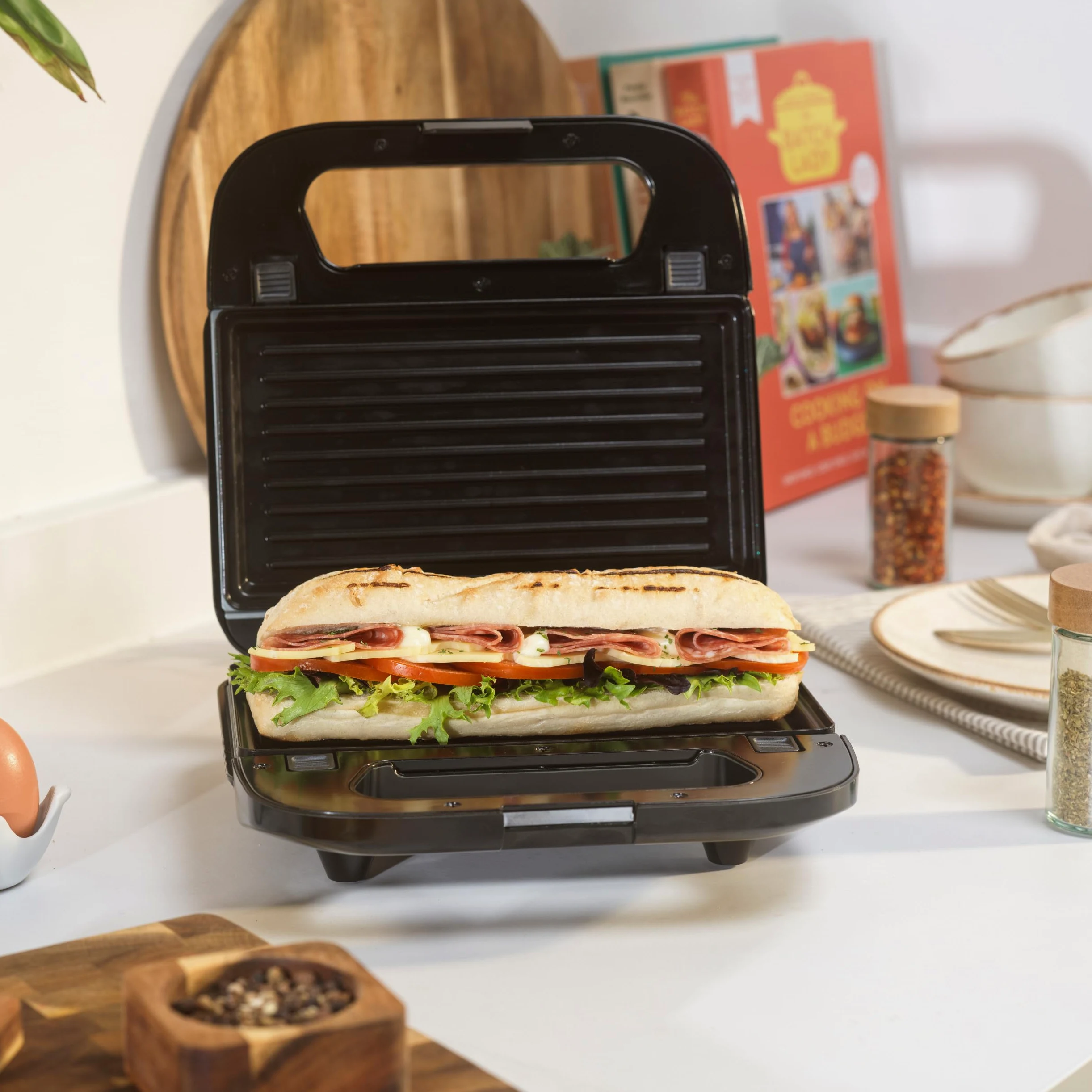 Salter 3-in-1 Snack Maker - Toast, Waffle, Panini, Piastre Antiaderenti Amovibili Senza PFAS, Controllo Automatico della Temperatura, Spie di Alimentazione/Pronto, 750 W