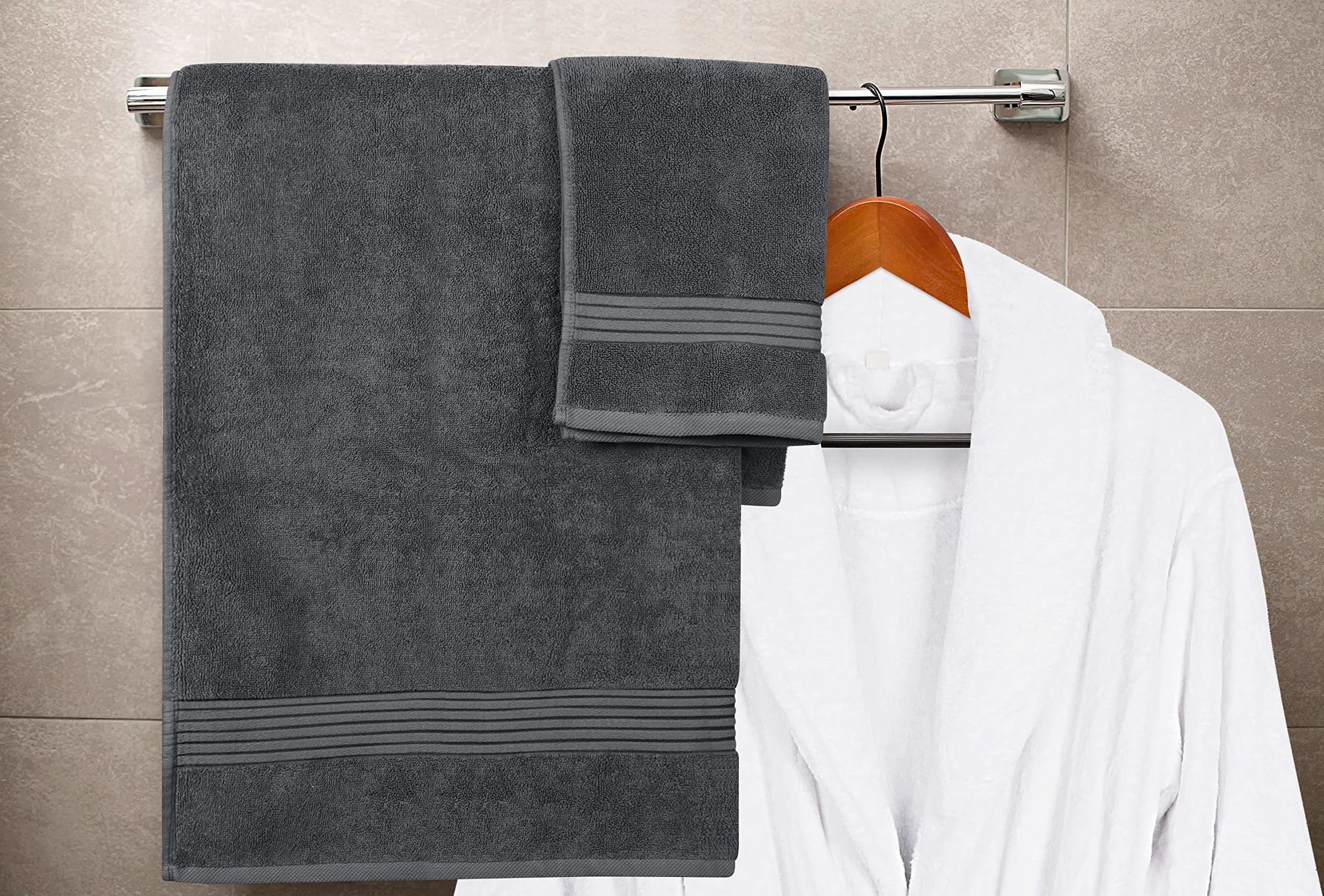 Utopia Towels Set di 8 asciugamani in cotone 100%, morbidi e assorbenti per l'uso quotidiano, 2 teli da bagno 69 x 137 cm, 2 asciugamani 41 x 71 cm, 4 salviette 30 x 30 cm (Grigio)
