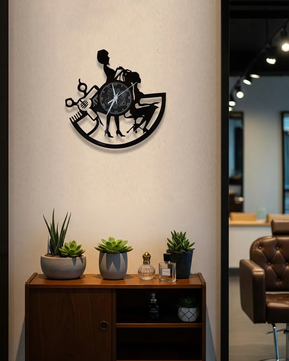 Orologio da Parete Parrucchiera in Vinile | Decorazione Creativa per Salone di Bellezza Hairstylist e Amanti dell'Hair Design