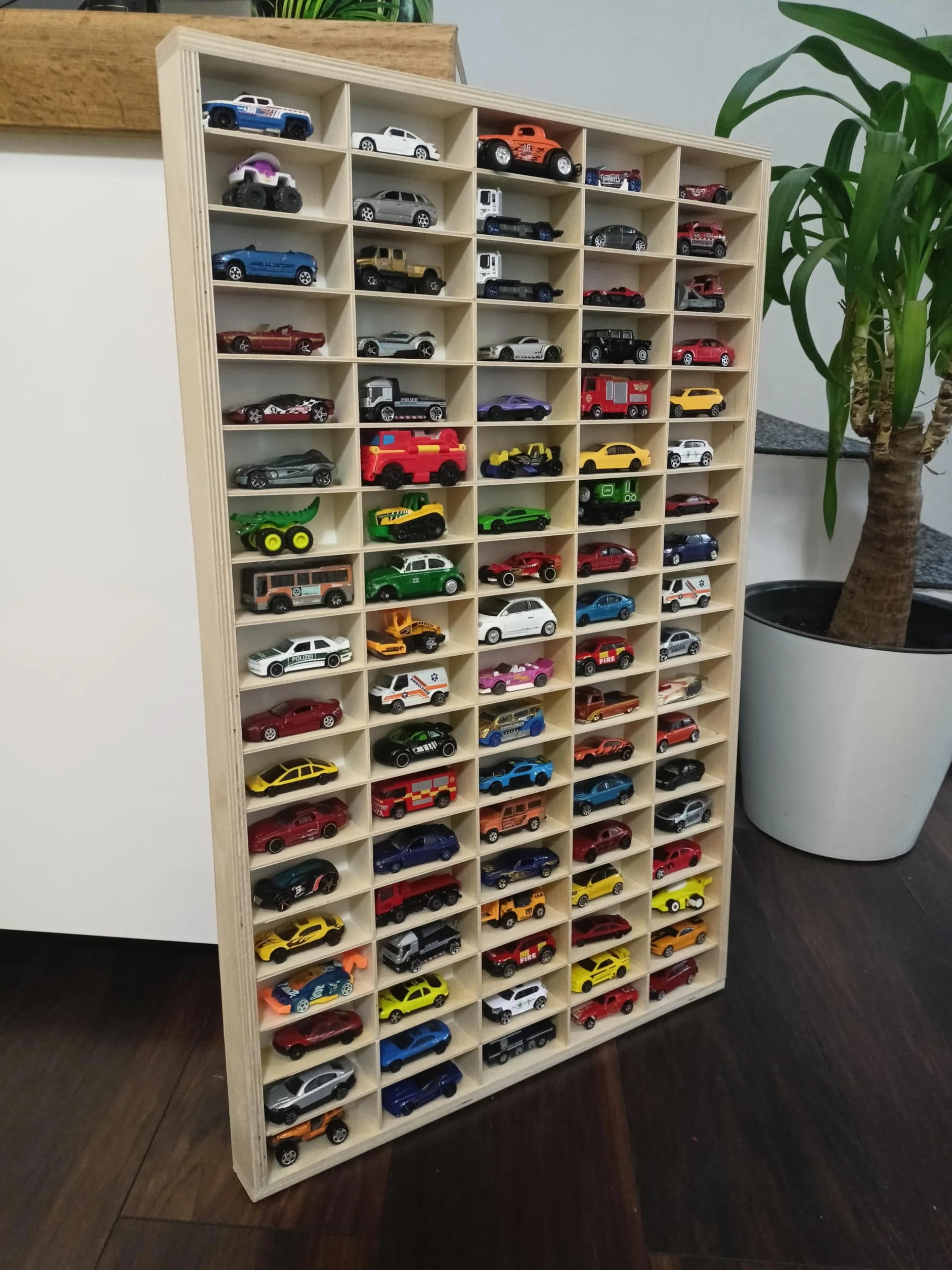 Generisch Scaffale in legno per auto giocattolo 92 scomparti per auto giocattolo organizzazione collezione bambini