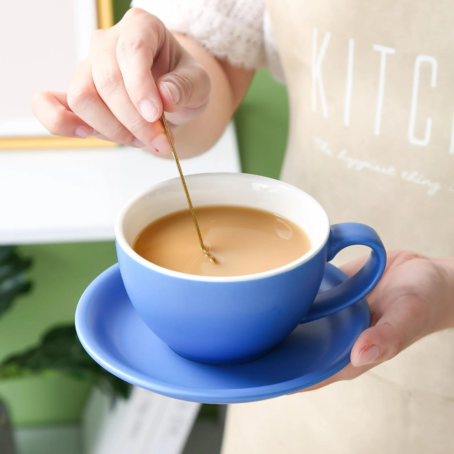 Yundu Set di 4 tazze da cappuccino da 300 ml – tazze da caffè in ceramica con piattini, mix di tonalità scure opaco per latte Art & Barista, grandi tazze e piattini per moka