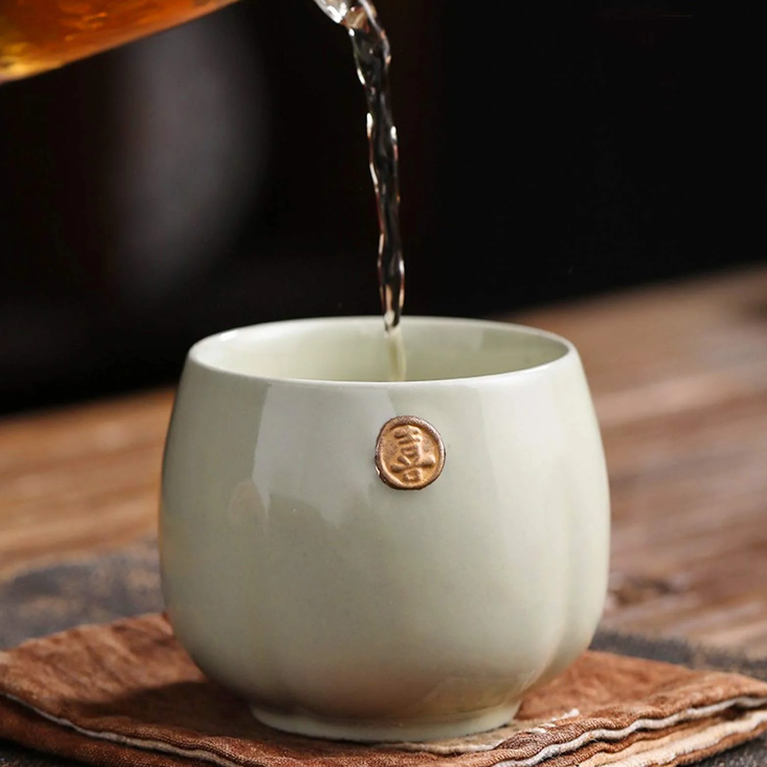 Tazze da tè giapponesi Design in ceramica, set di 4 teiere in ceramica stile giapponese Zen Set da tè unico Set regalo tradizionale artigianale, per casa e ufficio(colorato)