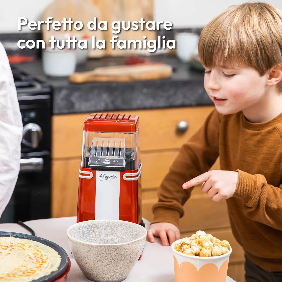 Gadgy Macchina Popcorn | Macchina per Pop Corn ad Aria Calda l Preparazione Salutare, Senza Olio o Grassi l 1200W Macchina Pop Corn con Misurino e Coperchio Superiore Rimovibile l Rosso Retrò