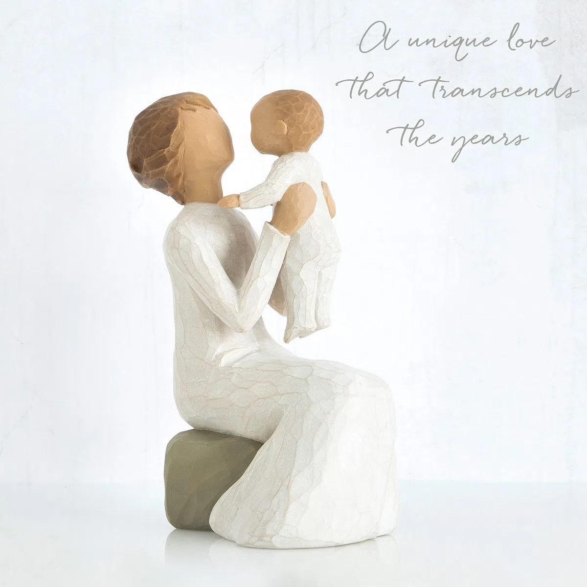 Willow Tree Nonna Resina, Design di Susan Lordi, 13.5 cm