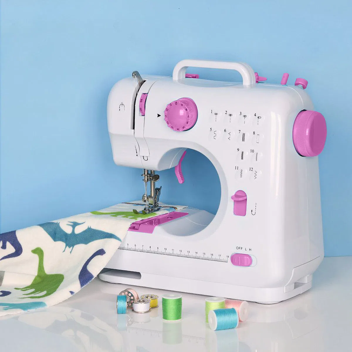 Retoo Macchina da cucire con pedale per principianti, Mini Macchina da cucire e luce LED per bambini e principianti 12 schemi punto, elettronica professionale domestica, Alimentazione elettrica