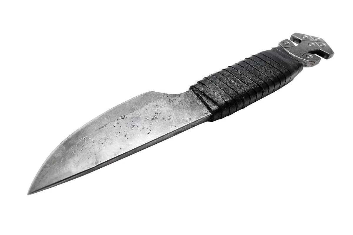 TOFERNER Coltello da caccia a lama fissa Coltello in acciaio Thor 2 – Forgiato a mano & Vintage Look – Lama a punta ultra affilata – Elegante stile anticato – Inclusa custodia in vero cuoio