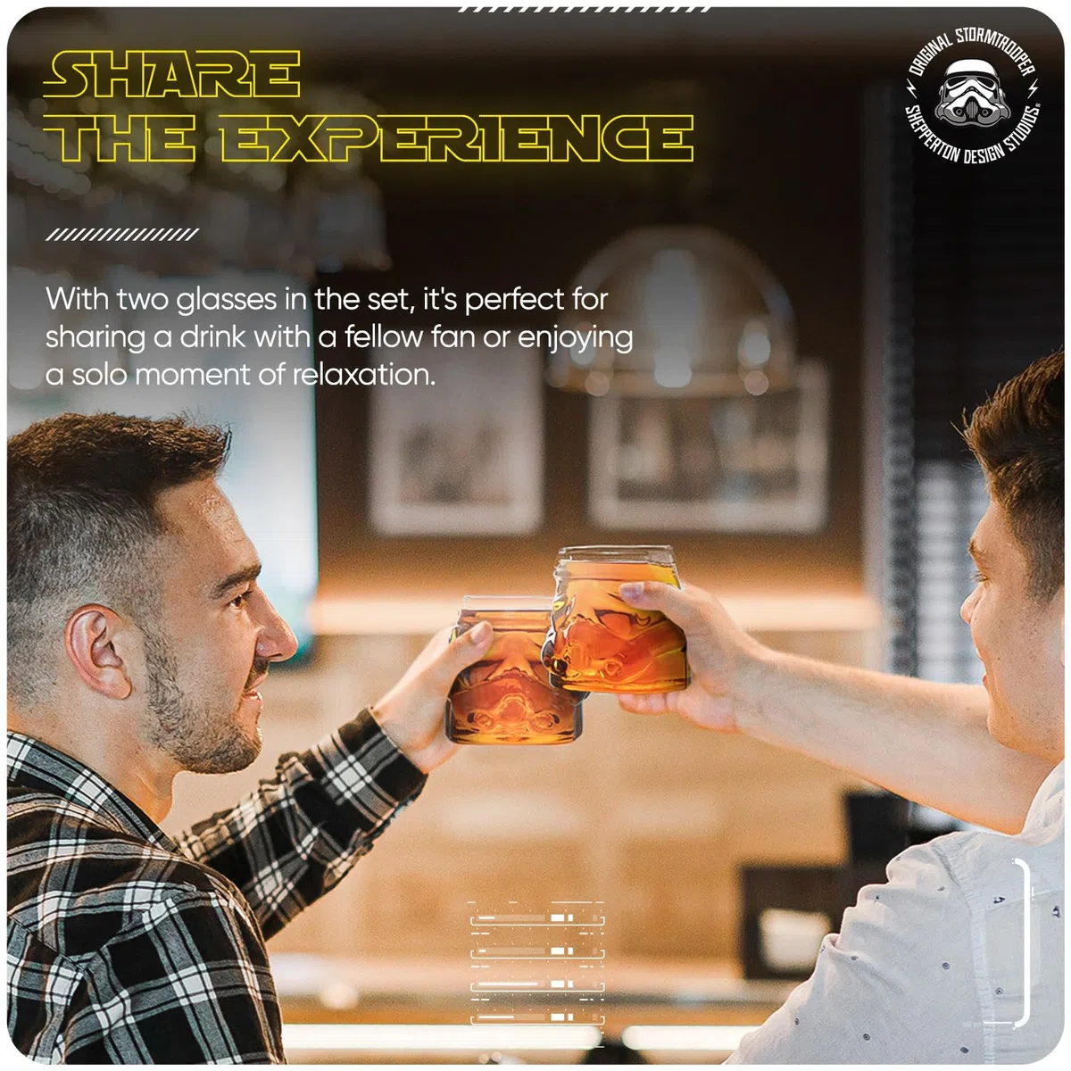 ThumbsUp! Set di 2 bicchieri da whisky originali a forma di casco Stormtrooper trasparenti, per whisky, bourbon, scotch e gin, 300 ml ciascuno, set regalo perfetto per uomo