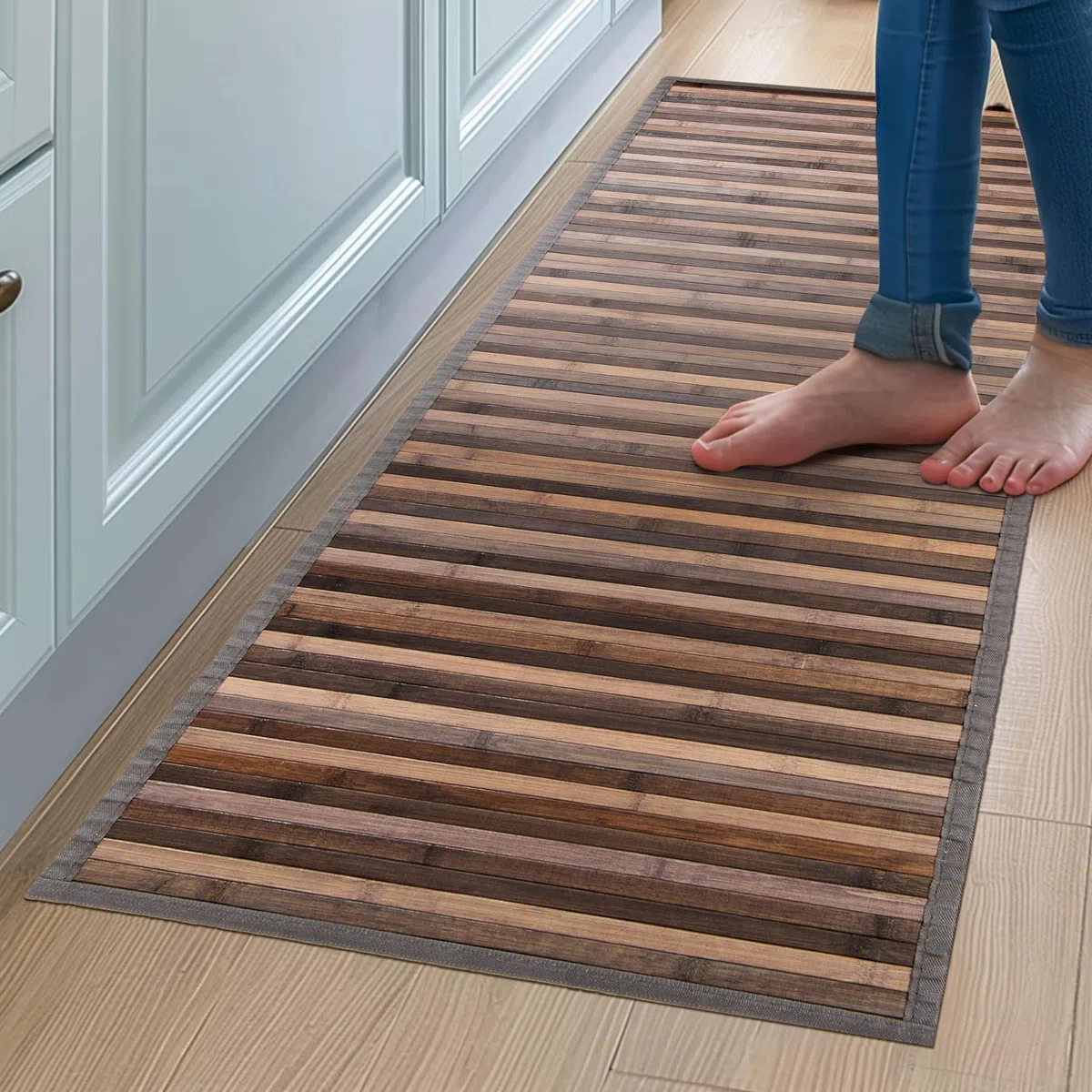 Tappeto Bamboo Cucina Antiscivolo | Passatoia Cucina Idrorepellente, Facile da Pulire e Realizzata con Materiali Sostenibili | Tappeto Bambu Effetto Degrade (Grigio, 50 x 230 cm)