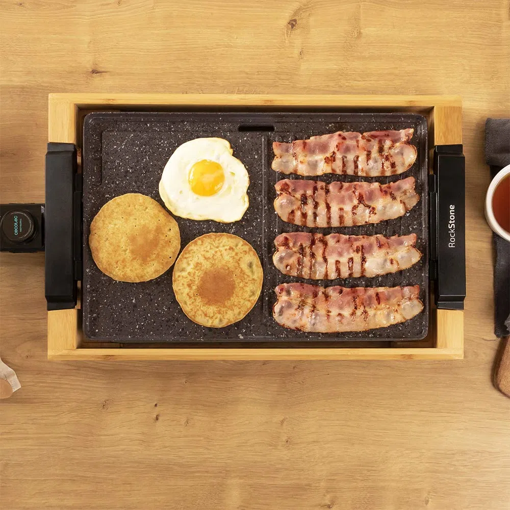 Cecotec Piastra-grill elettrica Tasty&Grill 2000 Bamboo MixStone. 2000 W, con struttura bambù, termostato regolabile e piastra antiaderente, rivestimento RockStone