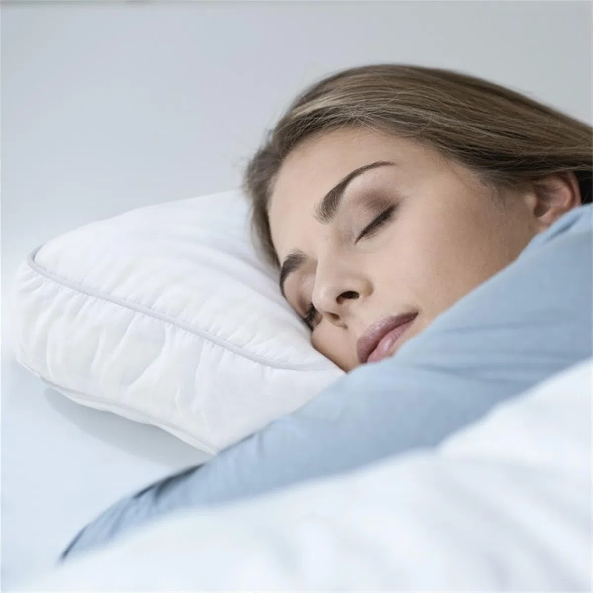 Cuscino per Ginocchia per Dormienti Laterali – Cuscino Gamba con Cintura Regolabile, Design Quadrato con Imbottitura in Cotone Perla, Supporto Morbido per Riposo Confortevole e Relax(Gray)
