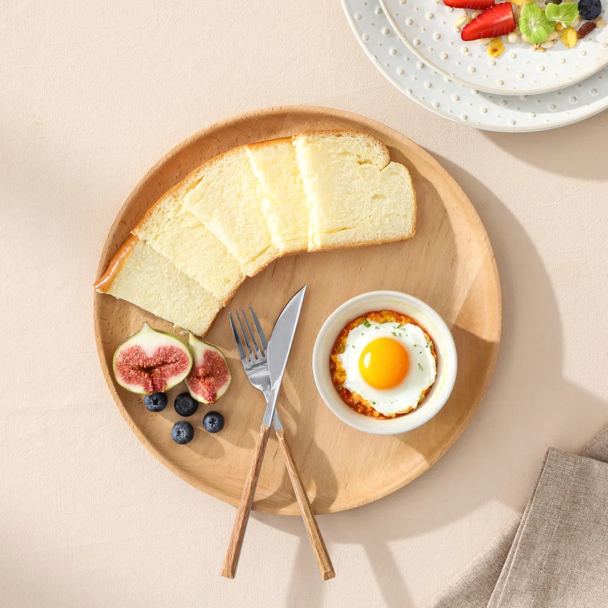 MALACASA Set di 4 Pirottini per Soufflé 180 ml con Coperchio, Ø 10,1 x 5,1 cm, Ciotoline e Stampini Rotondi da Forno in Porcellana per Dolci, Soufflé, Merenda e Snack, Bianchi, Adatti a Lavastoviglie