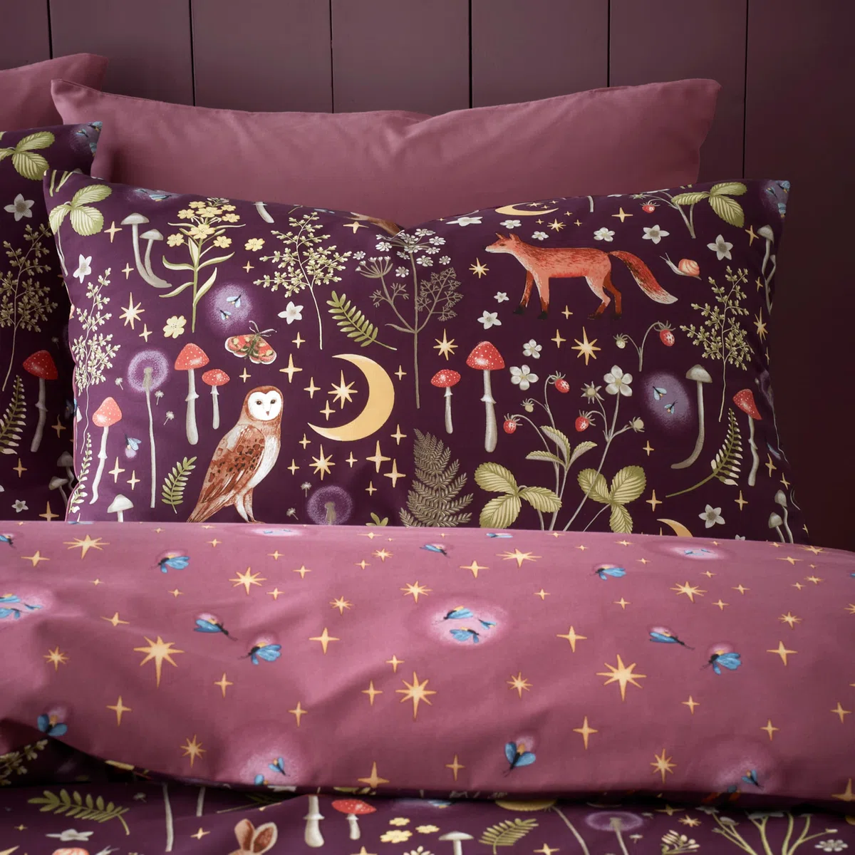 Catherine Lansfield Enchanted Twilight - Set copripiumino matrimoniale reversibile con federe, colore: prugna