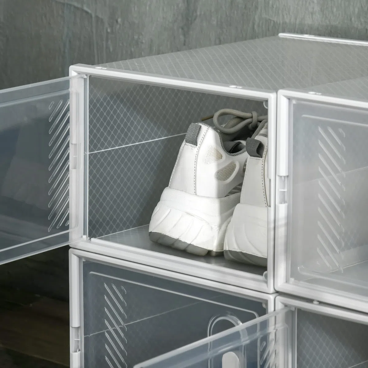 HOMCOM Scarpiera Modulare con 8 Cubi Contenitori e Porta Magnetica, Cubi Portaoggetti in PP, 25x35x19 cm, Bianco e Trasparente