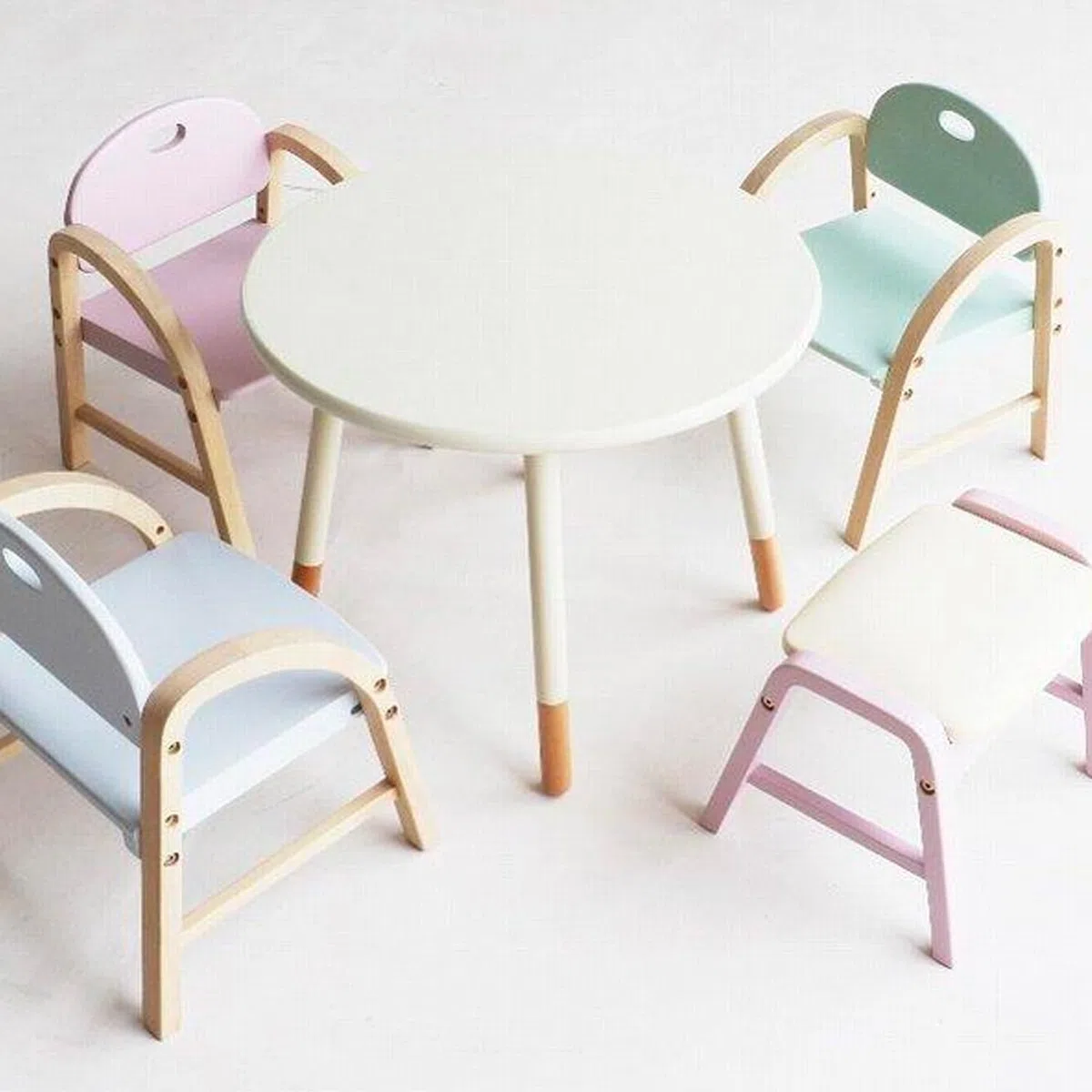Avilia Tavolino Giovanile per Bambini - Arredamento Creativo - Tavolino Rotondo - 60x43 cm, Bianco