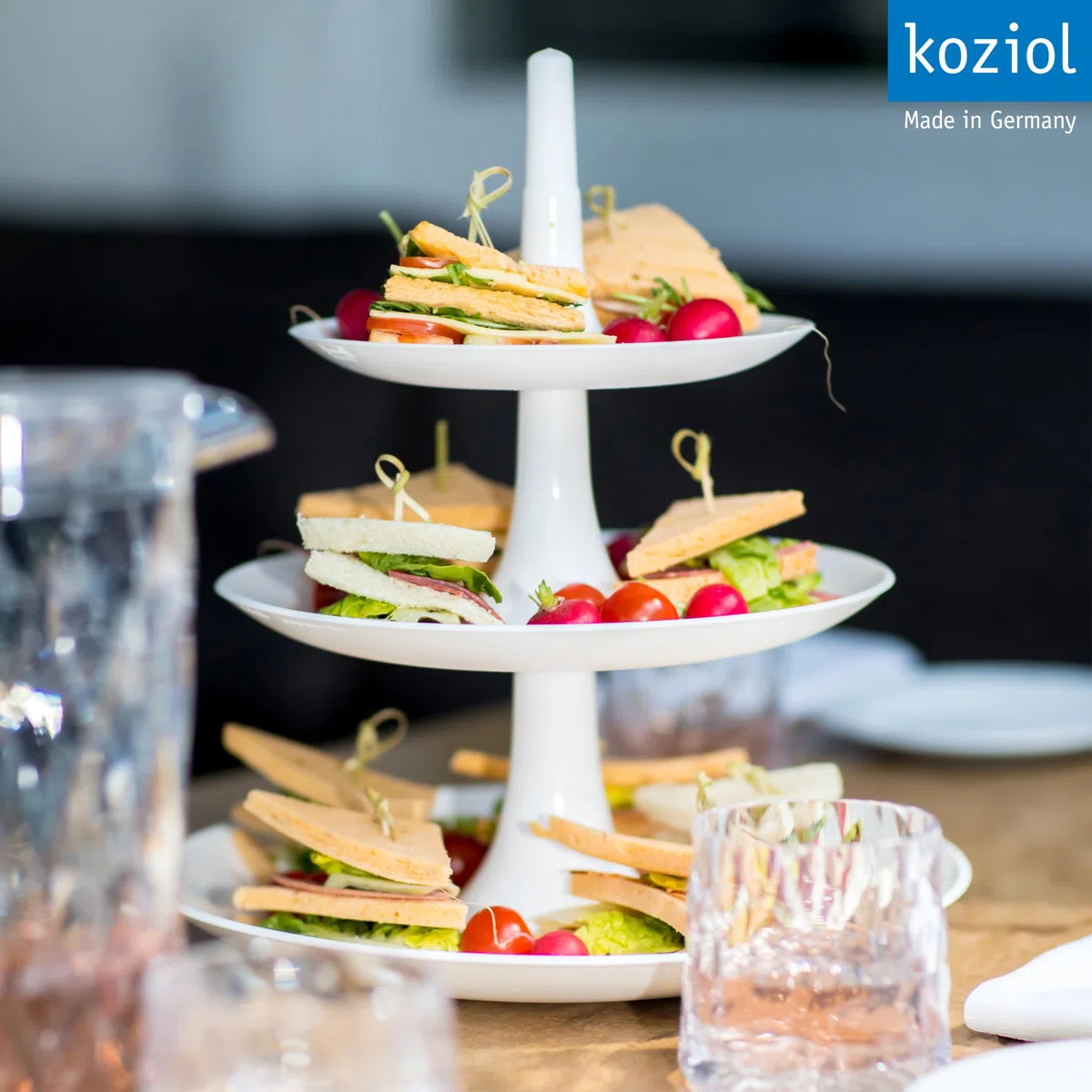Koziol BABELL Alzata, Piatto, Vassoio da Portata, Supporto per Torte, Cupcake, Plastica, Bianco