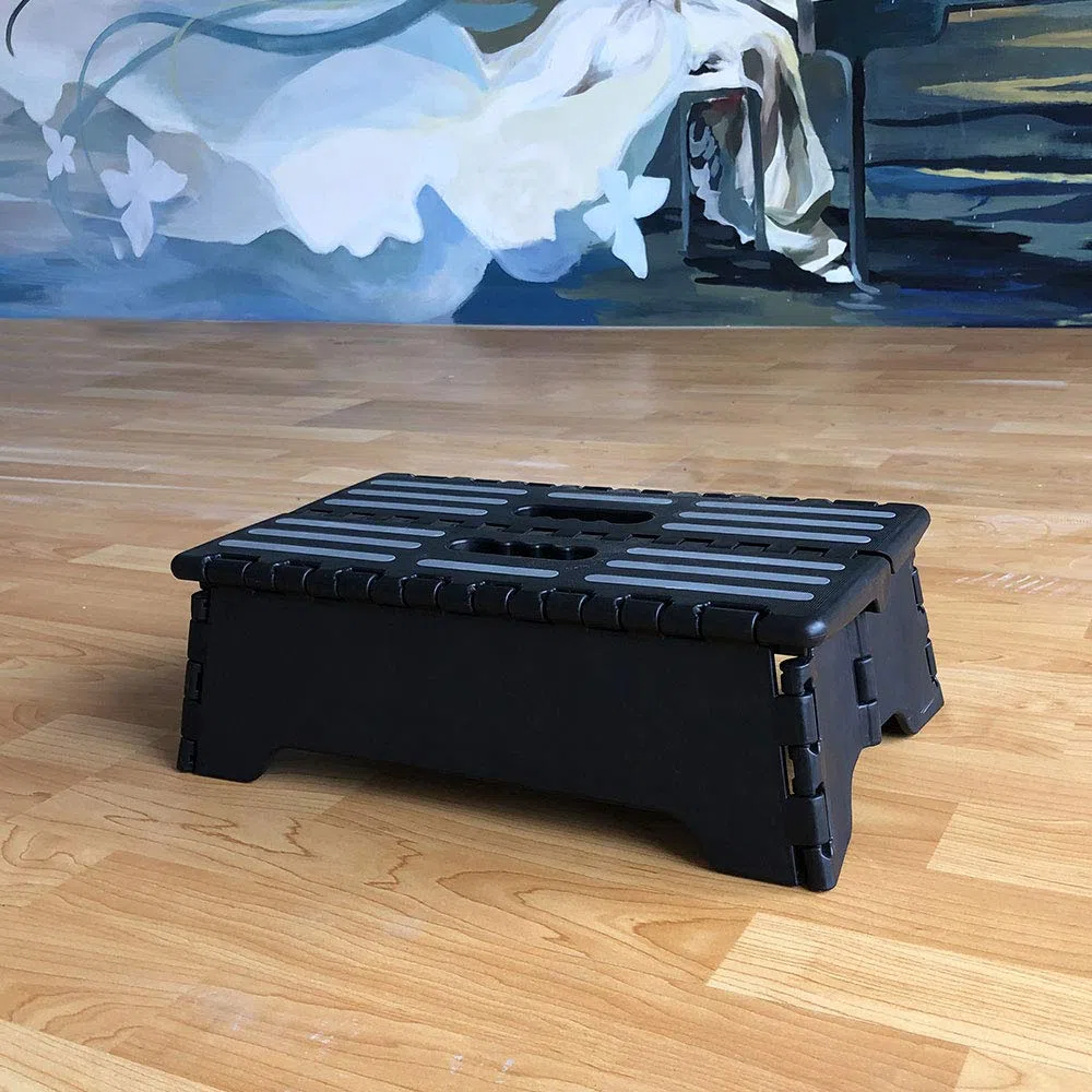 Passo pieghevole portatile - Lo sgabello passo leggero è abbastanza robusto per supportare adulti e abbastanza sicuro per i bambini Ottimo per cucina, bagno, camera da letto