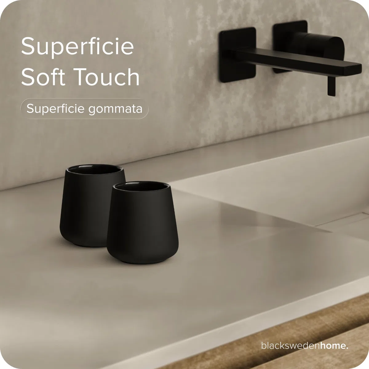 Black Sweden Home Set Bagno Accessori Completo - Ceramica di Alta Qualità - Dispenser Sapone, 2 Bicchieri, Spazzola WC Rimovibile - Design Nordico Nero Opaco con Rivestimento in Gomma - 4 pezzi