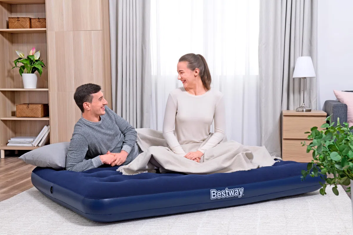 Bestway 67287-6 Materasso matrimoniale con pompa elettrica portatile da 191x137x22 cm