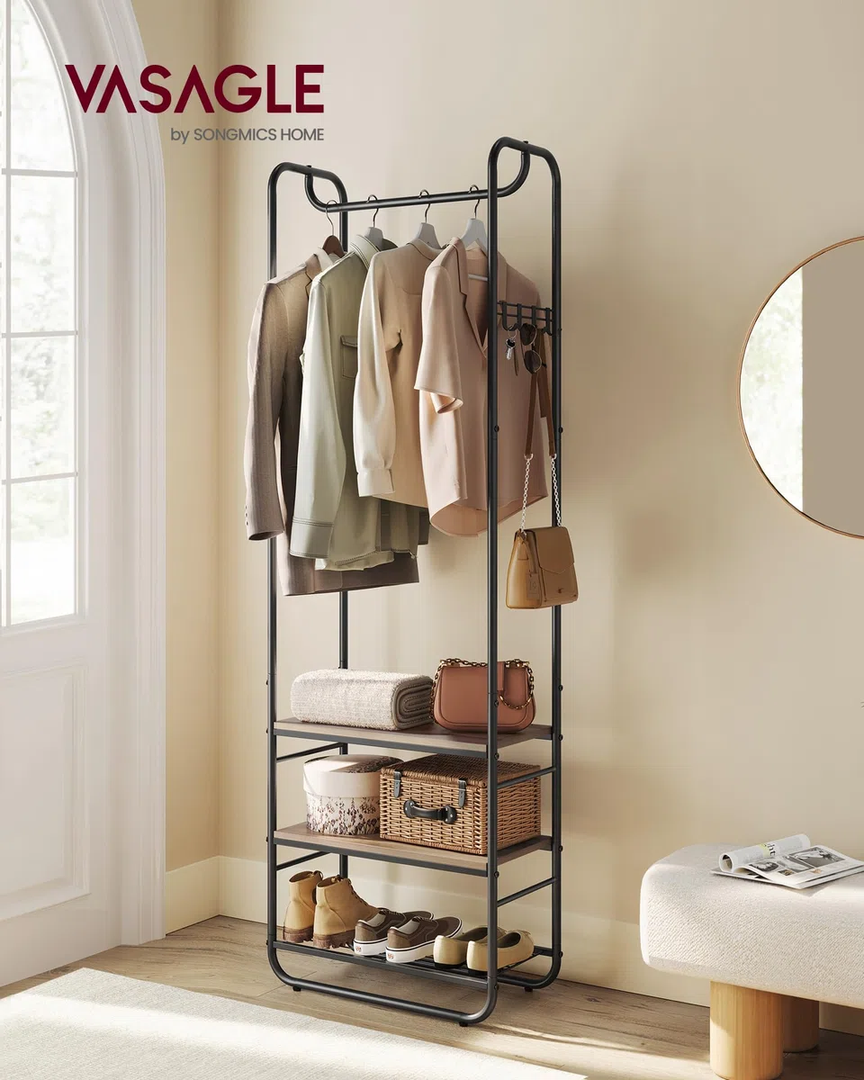 VASAGLE Appendiabiti con Scarpiera per Ingresso, Attaccapanni con Ripiani Portaoggetti, per Soggiorno, Camera da Letto, 58 x 28 x 181 cm, Stile Scandinavo, Nero Inchiostro e Marrone Cammello HSR081K01
