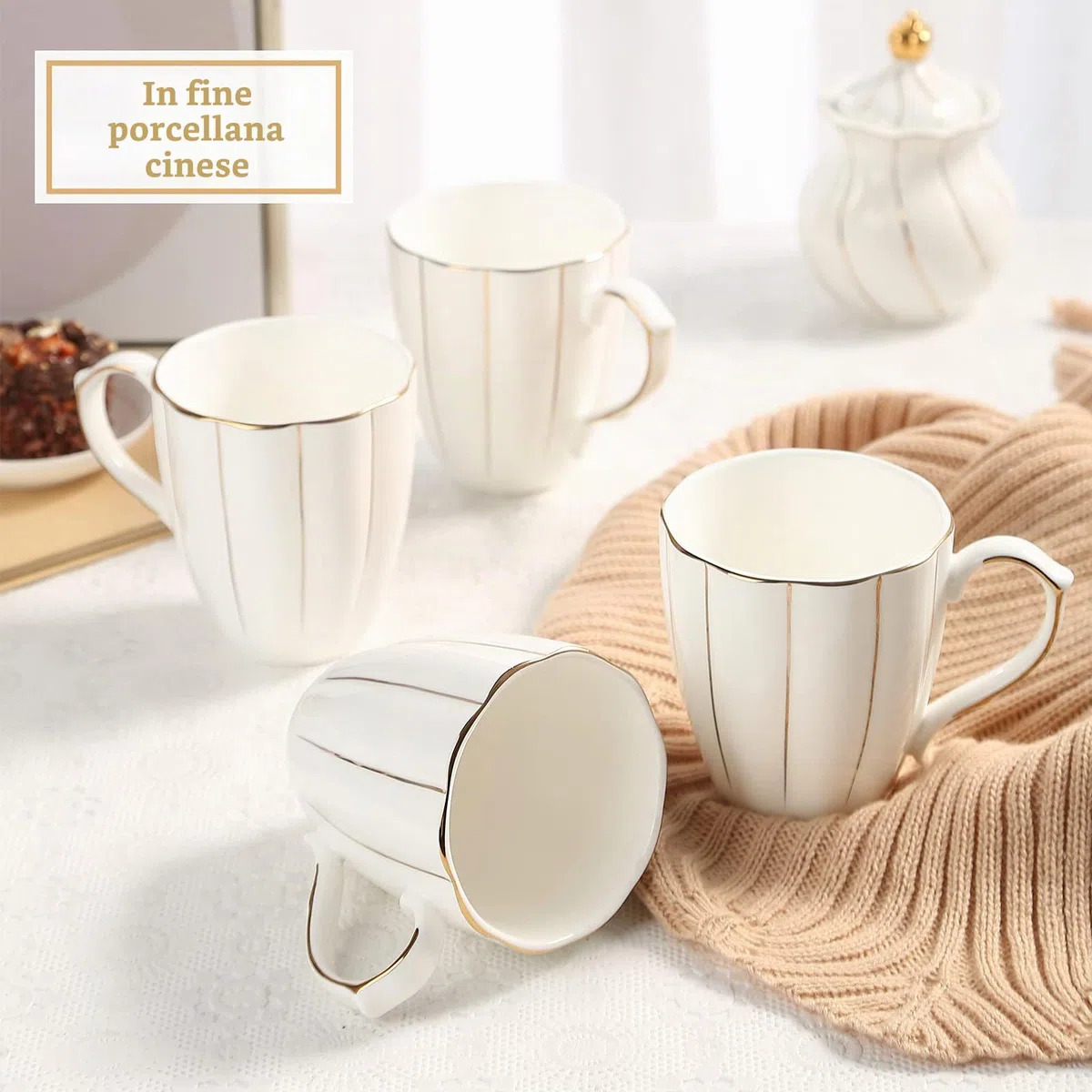 DUJUST Set di 4 Tazze da Caffè (382,7 g), Design Britannico di Lusso con Finiture Dorate Artigianali, Set di Tazze in Porcellana Bianca e Oro di Prima Classe per Caffè, Tè e Latte