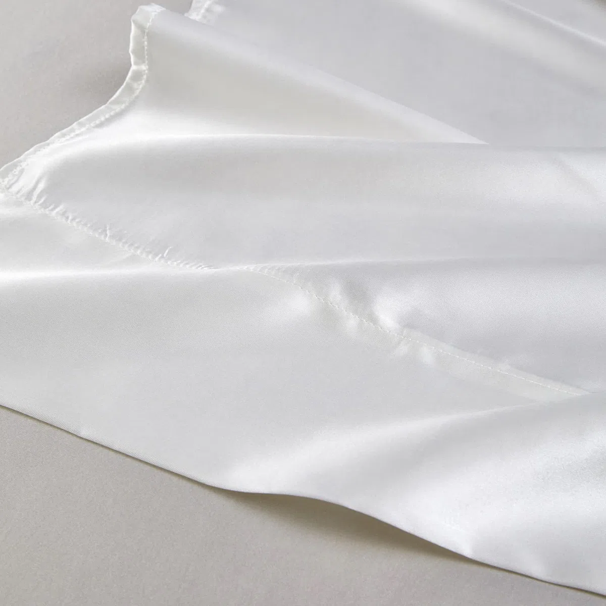 Jemiipee Completo Lenzuola Raso Singolo Tinta Unita 90x190x36 cm - Lenzuola Sotto con Angoli, Lenzuolo Sopra, 1 Federa - Biancheria da Letto Satin 3 Pezzi - Avorio