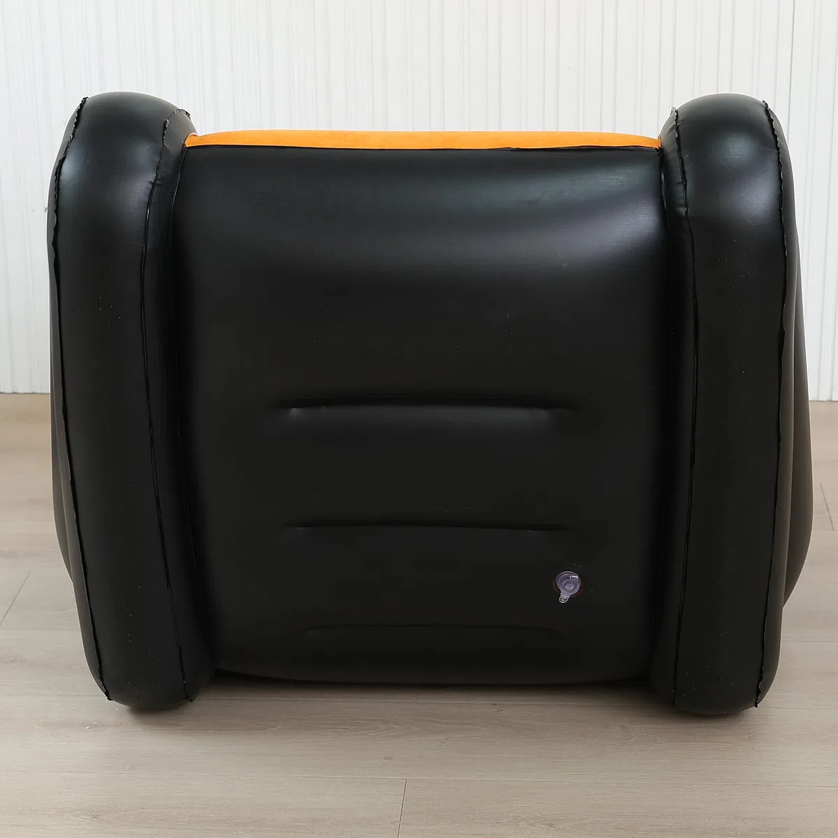 LONEEDY Sedia gonfiabile bicolore con braccioli, seduta gonfiabile, per sala giochi, campeggio, giardino, in morbido tessuto felpato, per adulti e bambini (cachi)