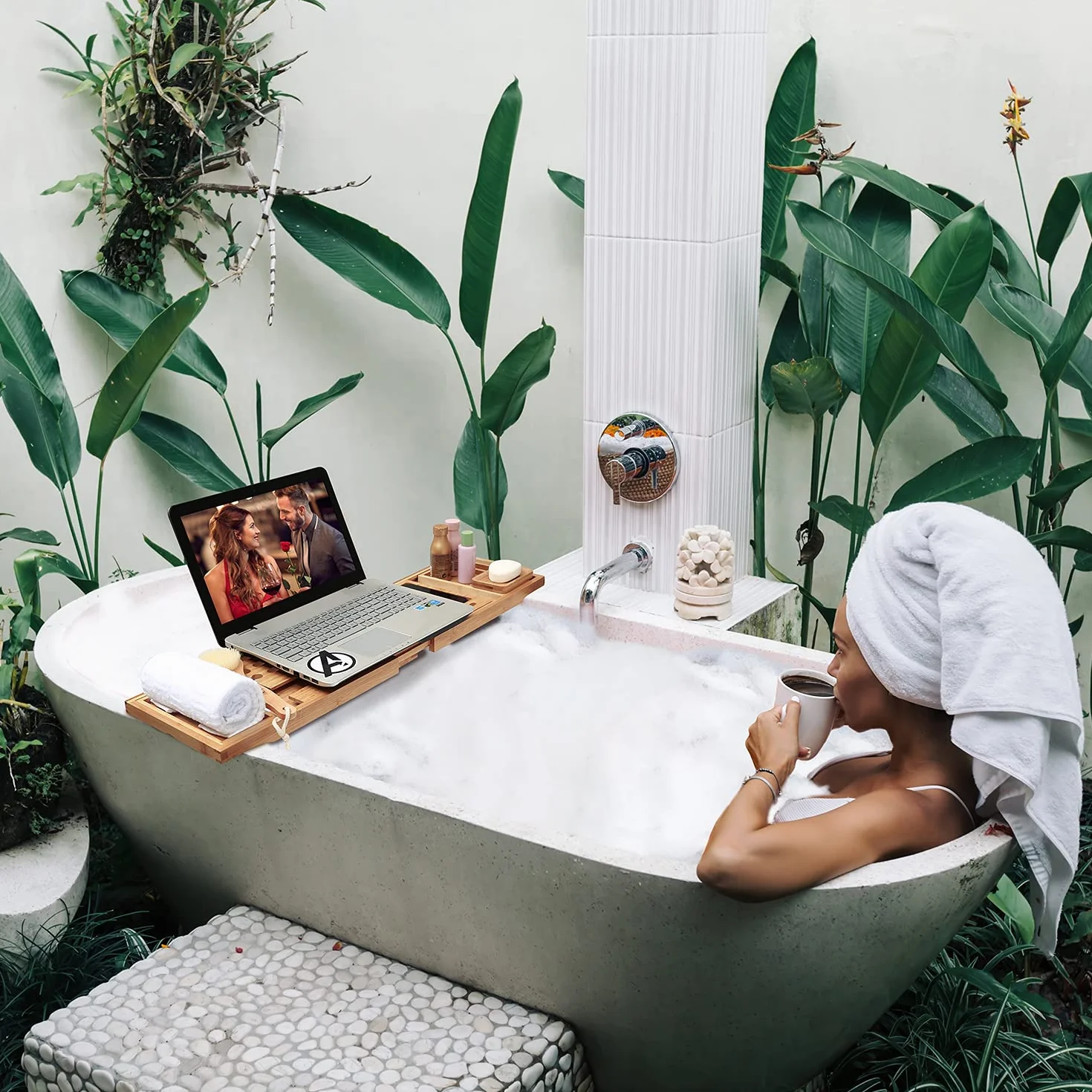 Ohuhu Vassoio Vasca da Bagno Espandibile in Bambù - Mensola e Accessori con Manopole Anti-scivolo - Piano d'Appoggio Lussuoso e Rilassante