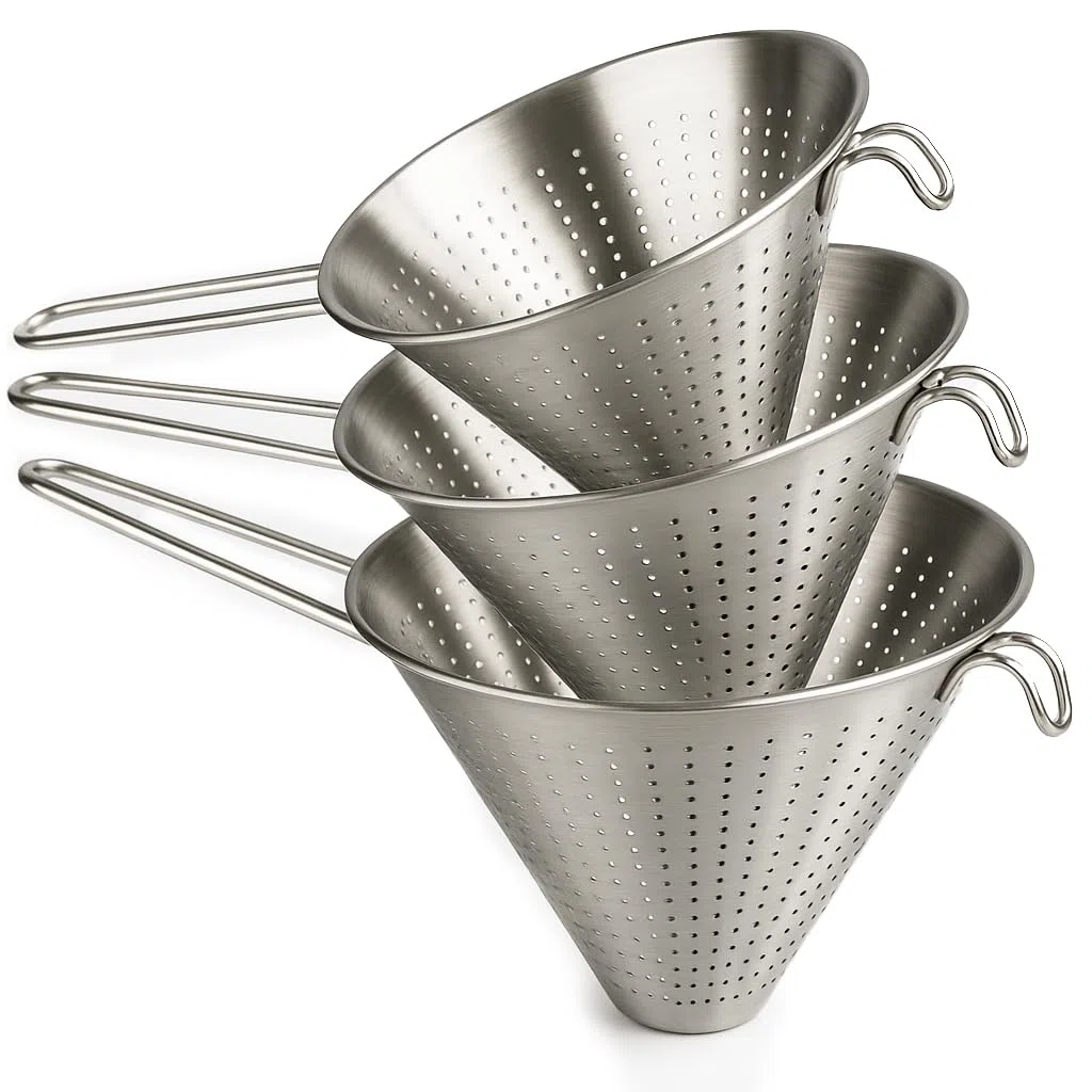 Arga - Set 3 Colino Cinese Perforato Conico in Acciaio Inox - Chinoise, Scolapasta con Manico, Filtro per Pasta, Riso, Verdura - Scola Pasta da Cucina