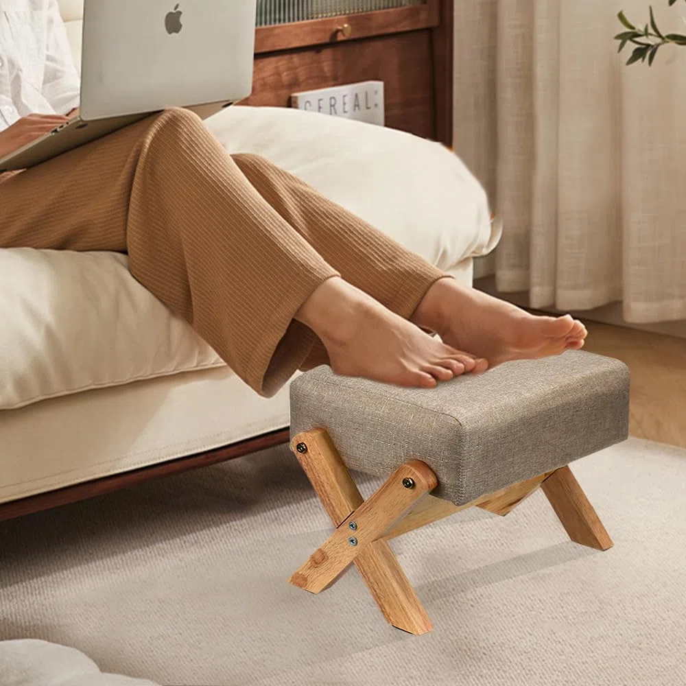 Pouf Poggiapiedi Divano, Ottomana Rettangolare con Seduta Imbottita, Poggiapiedi Morbido con Gambe in Legno, Sgabello Basso Moderno, Poggiapiedi da Ufficio, Soggiorno e Camera da Letto - Bianco