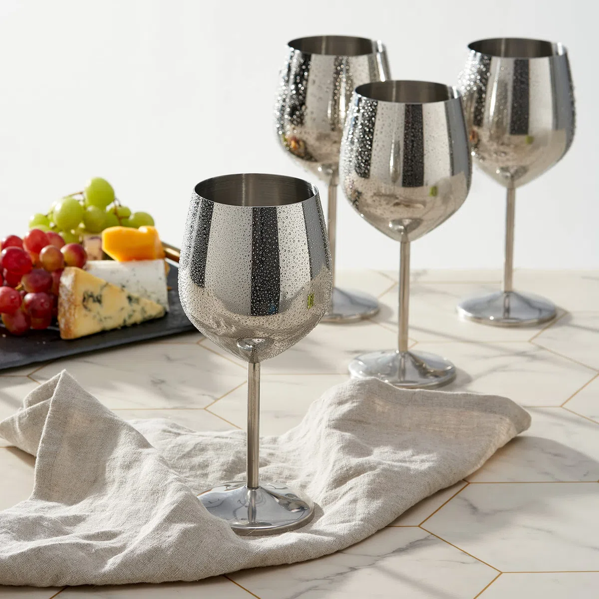 OS Oak & Steel - 4 Eleganti Bicchieri Da Vino In Acciaio Inossidabile, 500 Ml - Set Regalo Di Calici Infrangibili, Per Matrimoni, Anniversari, Feste Di Compleanno