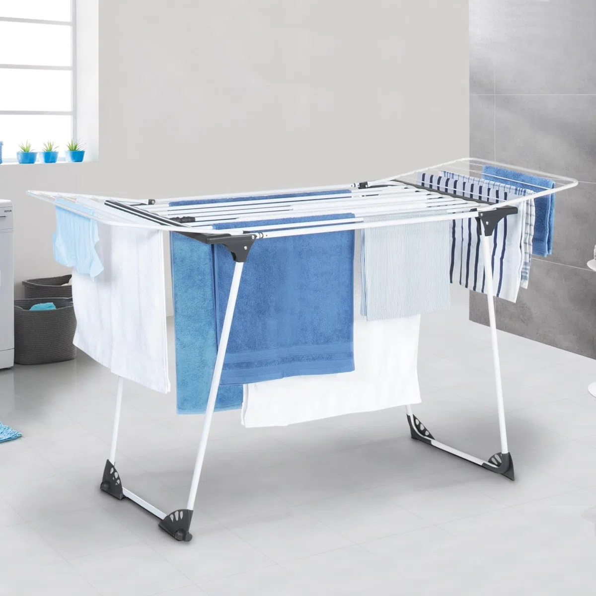 IDMarket - Stendibiancheria estensibile e pieghevole grgio e bianco 160 a 211,5 cm ULTRA