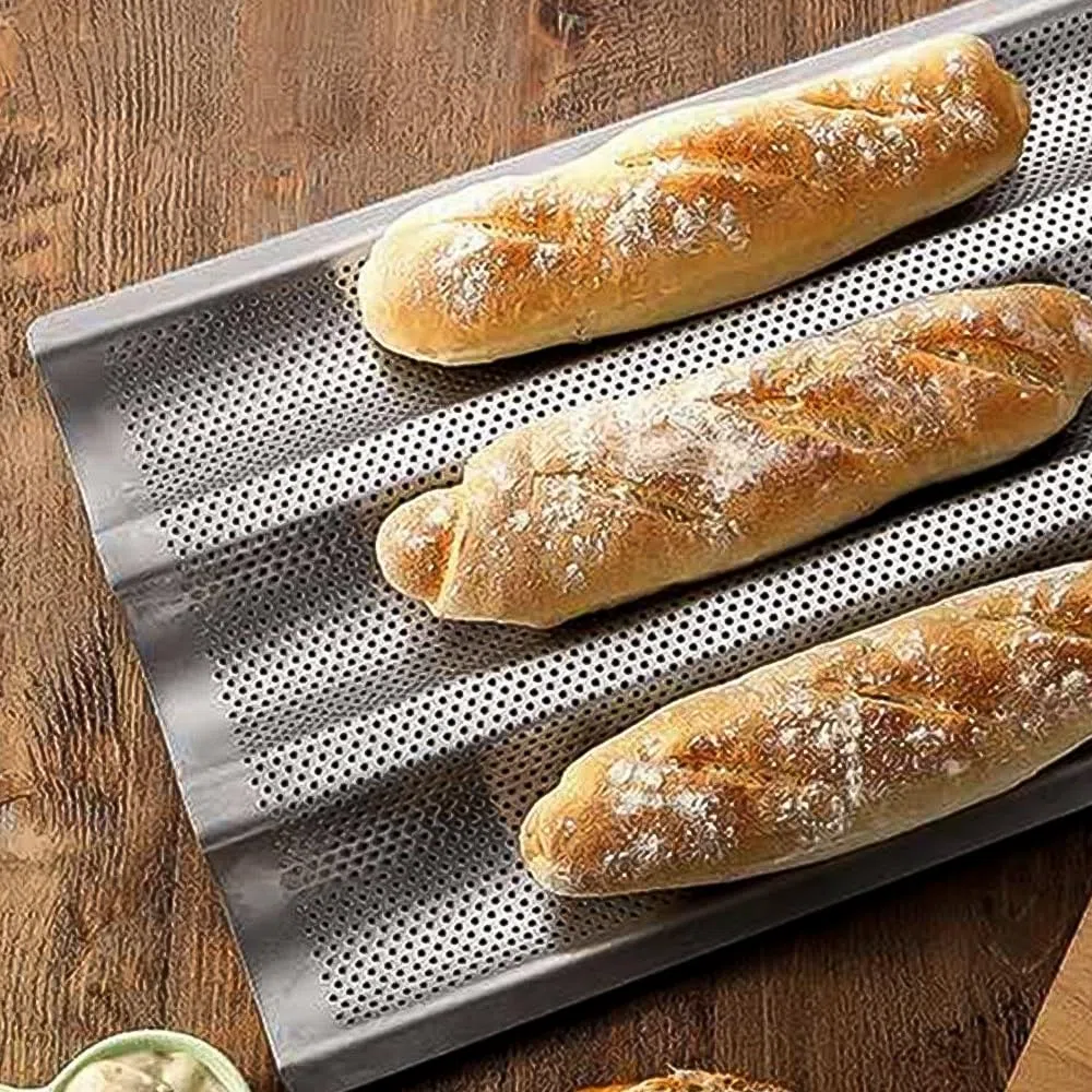 2 Pezzi Stampo Baguette Perforata Antiaderente per 3 Baguette Stampo per Baguette con Rivestimento Antiaderente Stampo in Acciaio al Carbonio per Pane Francese per Pane Traforata(38x27cm)