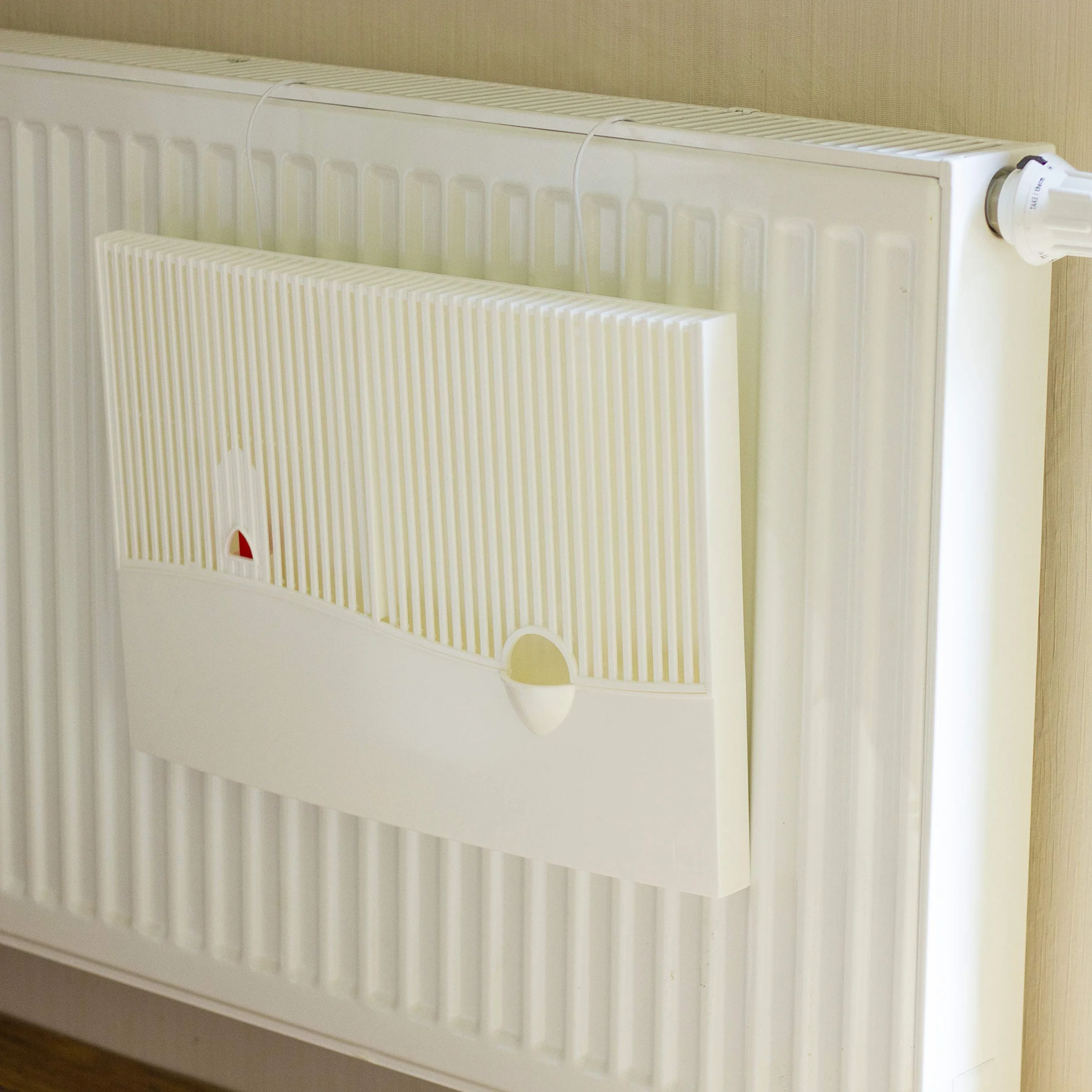Metrox - Umidificatore con indicatore del livello dell'acqua, set da 2 per il fissaggio al radiatore + 12 inserti in tessuto non tessuto, per ambienti fino a 40 m², evaporatore, diffusore a1650