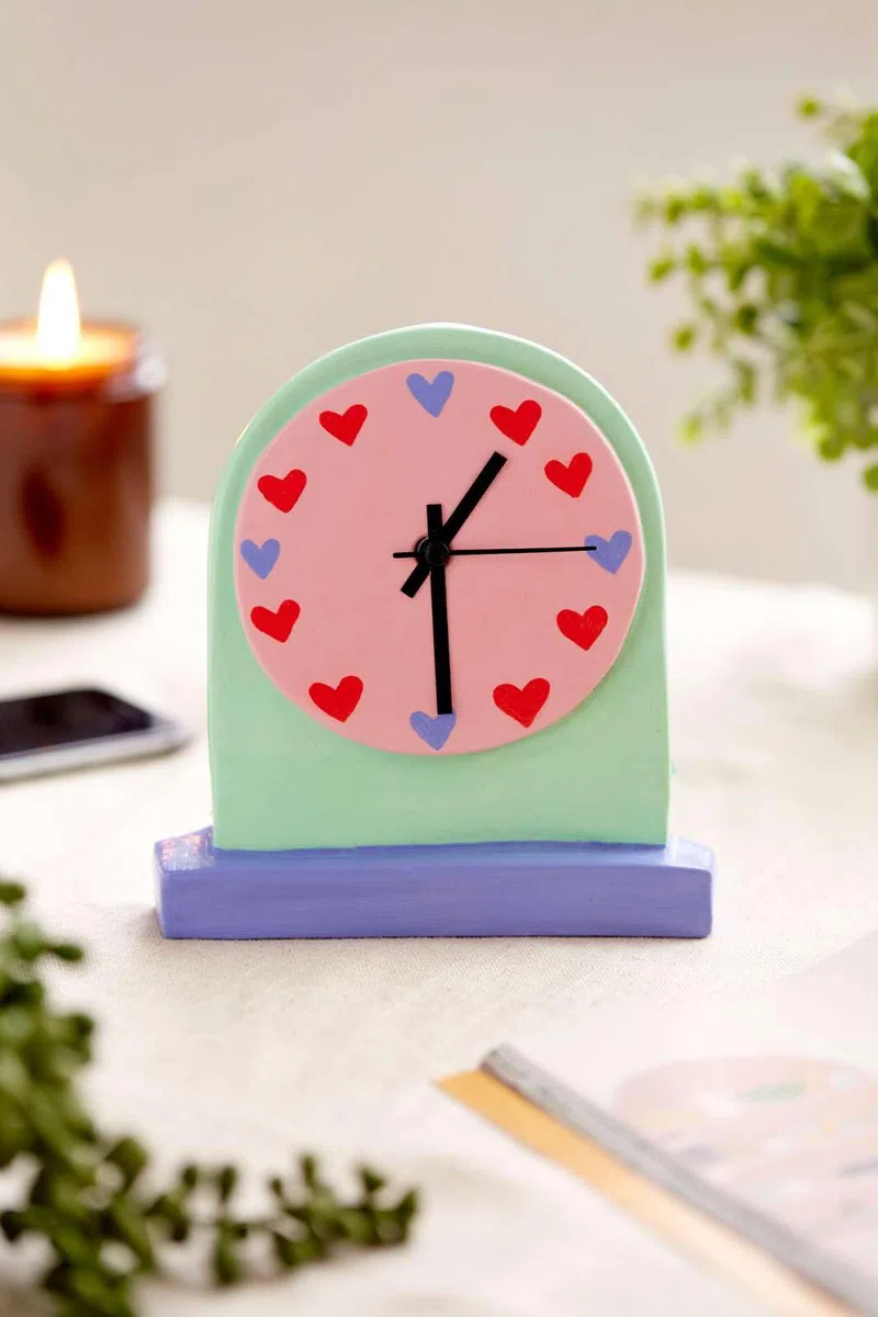 Pott'd Kit Crea-un-Orologio per Principianti Adulti - Realizza la Tua Orologio da Parete e da Scrivania con Argilla ad Asciugatura all'Aria, Utensili, Colori Acrilici e Batterie