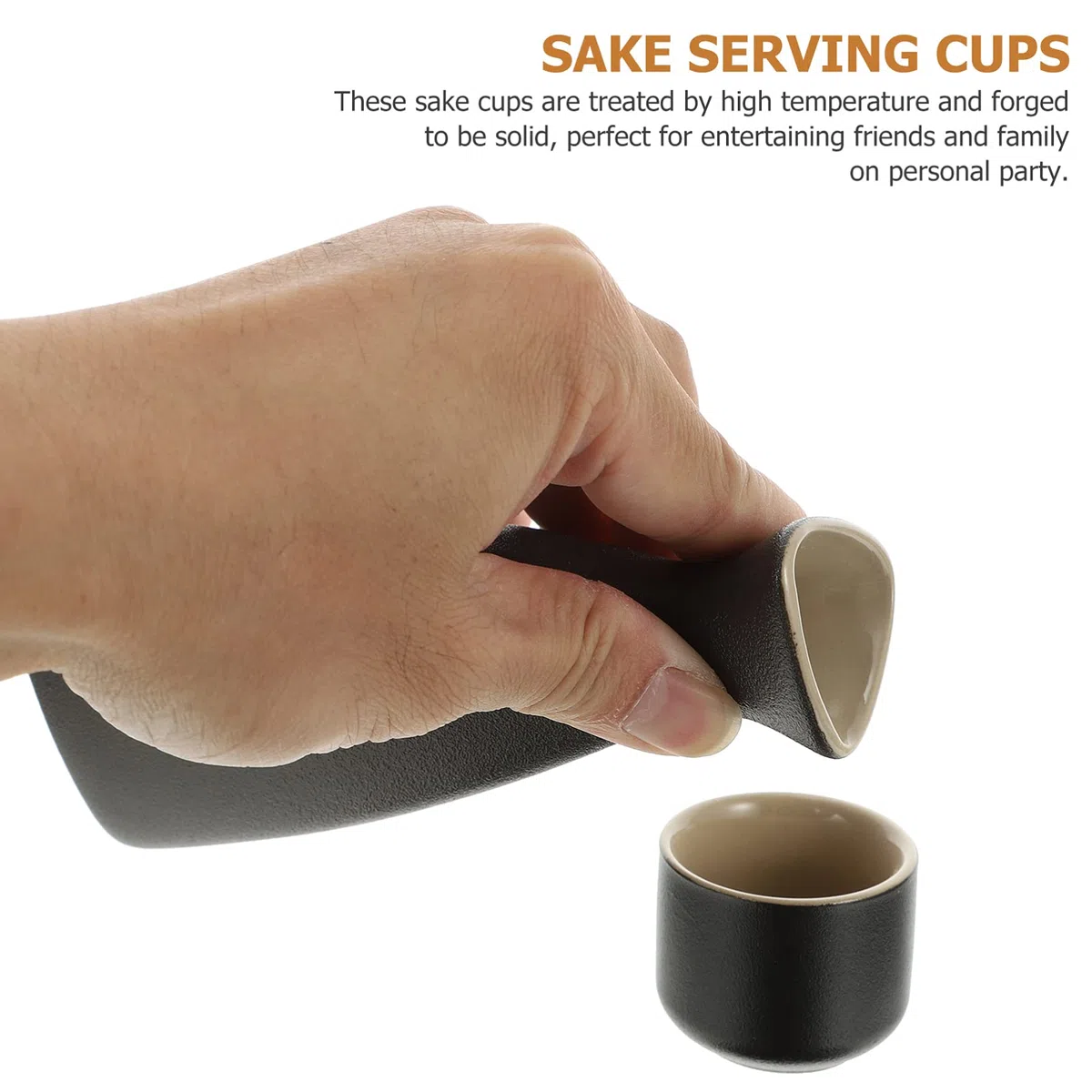 BESPORTBLE 1 Set di Ceramica Set Sake Tradizionale Giapponese Sake Set con 1 Caraffa Decanter Bottiglia di Tokkuri E 6 Ochoko Tazze per Caldo O Freddo Bene a Casa Ristorante Nero