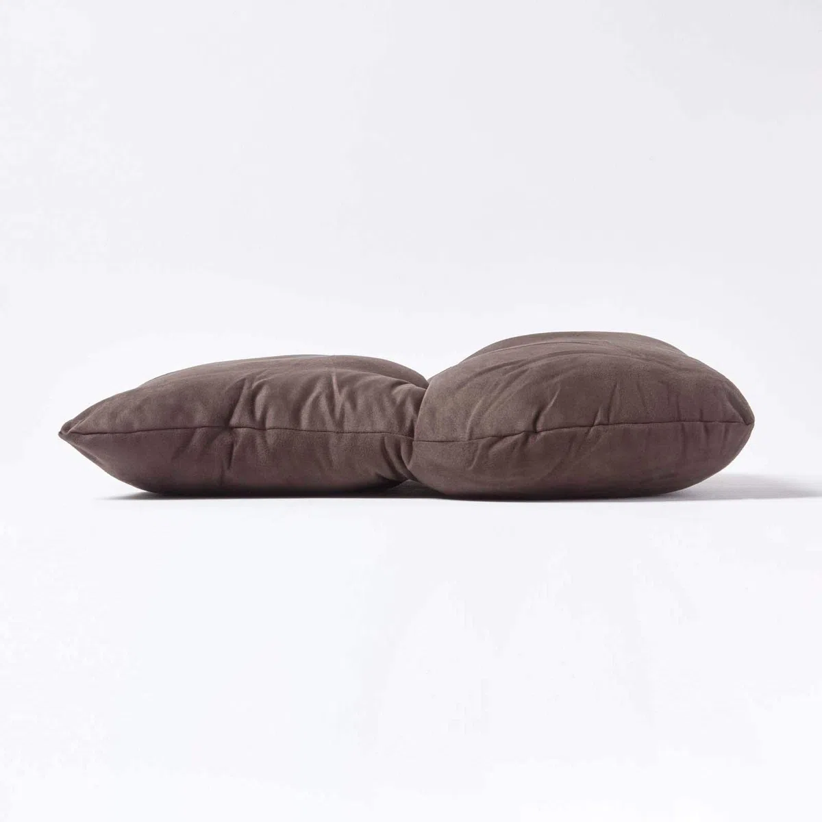 HOMESCAPES Cuscino lombare ergonomico, cuscino di posizionamento supporto schienale in suedette, per sedia, poltrona e auto, cioccolato, 58 x 68 x 15 cm