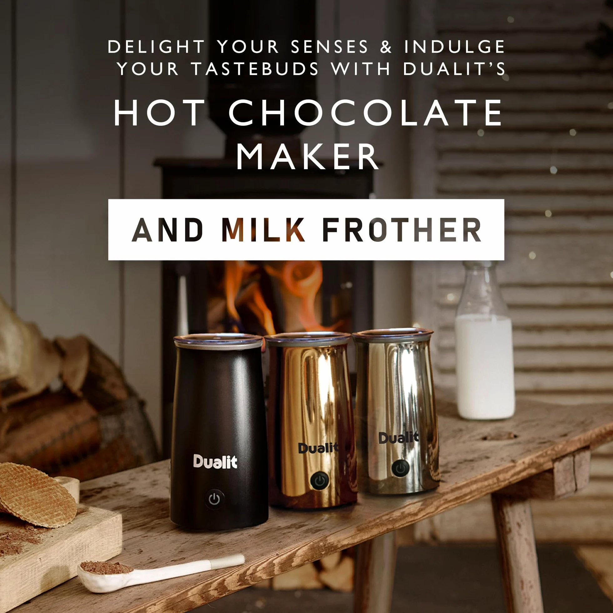 Dualit Macchina per cioccolata calda e montalatte – Capacità 250 ml – Polvere, bottoni e cioccolato grattugiato – Cioccolata calda vellutata in 3 minuti – Caraffa senza fili – Rame