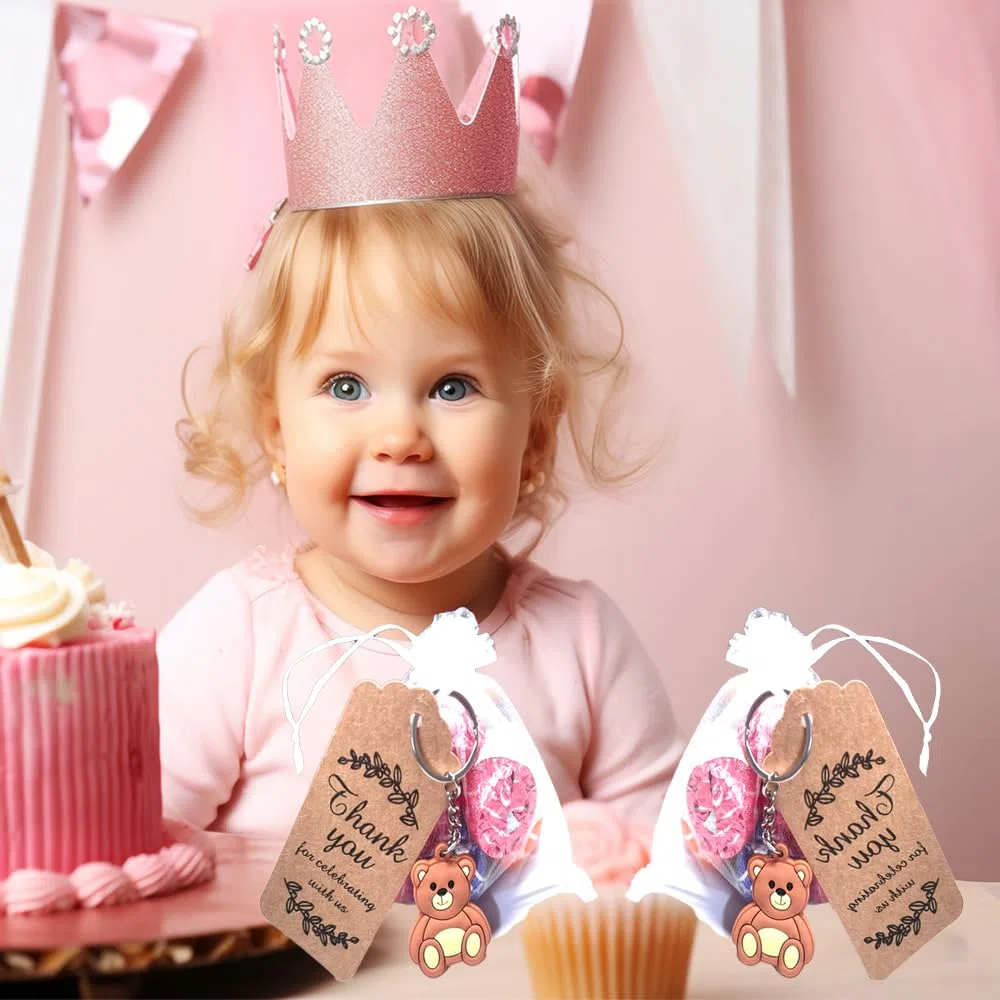 60 confezioni di bomboniere per feste, bomboniere per baby shower con orsi, inclusi portachiavi a forma di orso, sacchetti di organza, etichette Kraft per forniture per feste di compleanno per bambini