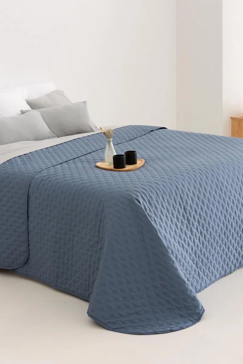 Todocama – Copriletto trapuntato sottile con motivo a stella per primavera, estate, autunno e inverno. 100% microfibra extra morbida. Copre letto multiuso. Letto da 140/150/160-250x260 cm, blu grigio