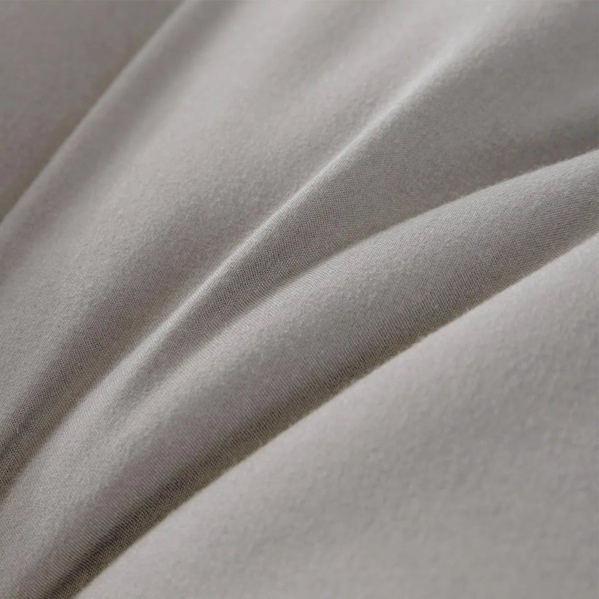 Piumino per 4 Stagioni, 200 x 200 cm, Trapunta in Microfibra, Piumone per Letto Matrimoniale, Traspirante e Super Morbido per Tutte le Stagioni, Grigio Chiaro