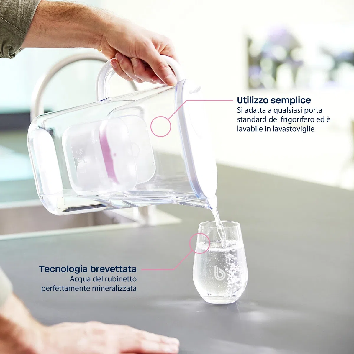 Caraffa filtrante BWT AQUAlizer 2,6 l con 2 filtri magnesio | depuratore acqua domestico | acqua naturale da rubinetto | filtri caraffa BWT per cucina, tè, caffè, bevande fredde e calde