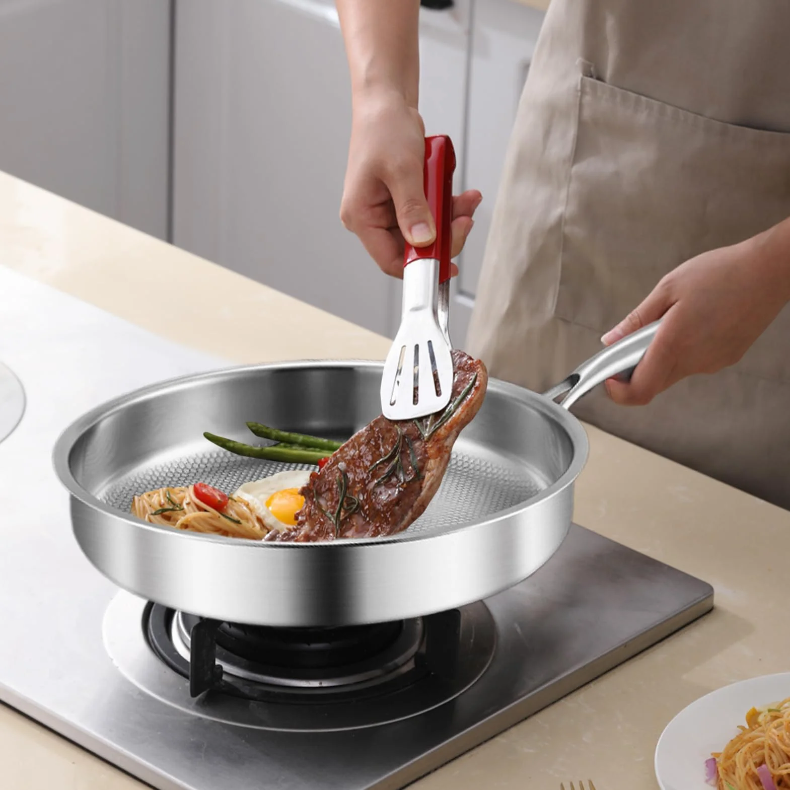 Set Di Pentole In Titanio Professionale 22 Cm Coperchio Incluso, Antiaderente Senza Rivestimento Per Friggere, Rosolare, Stufare E Cucinare Senza