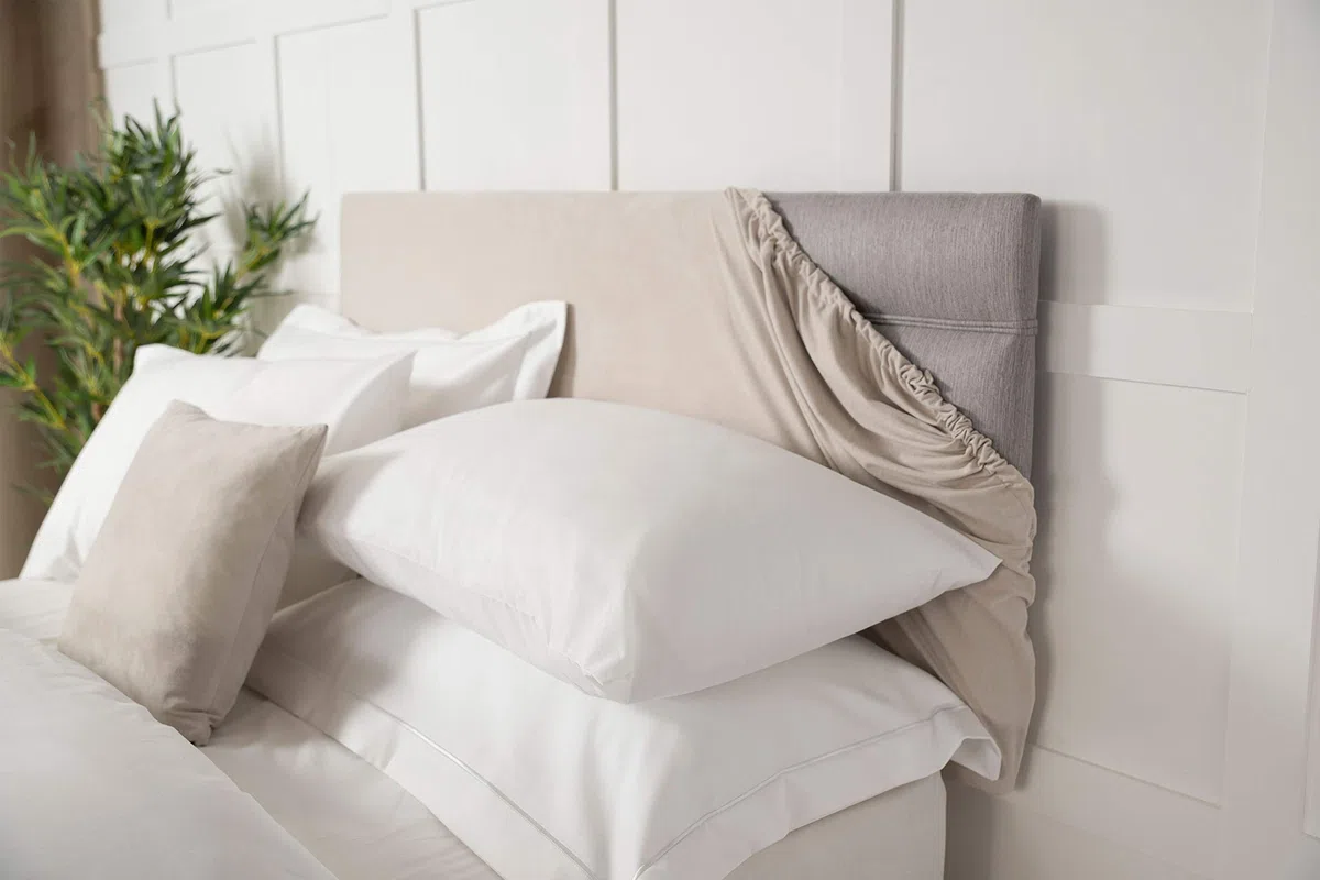 Belledorm, Copertura per testiera, dona un nuovo aspetto alla base del letto, in finta pelle scamosciata (lino, 180 x 60cm)