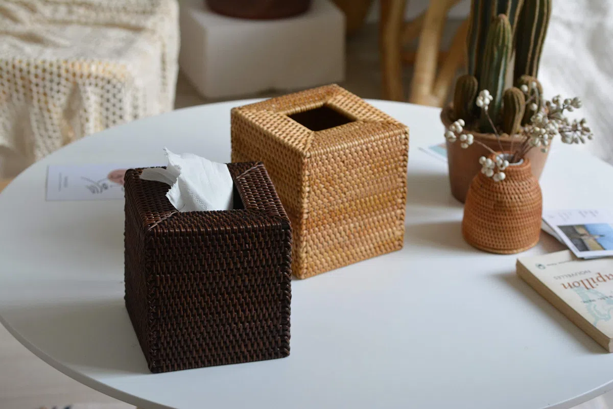 Scatola per fazzoletti in Rattan Quadrato, Scatola per Salviette in Vimini per Casa Ufficio Bagno,14,5 x 14,5 X 14,5 cm, Giallo