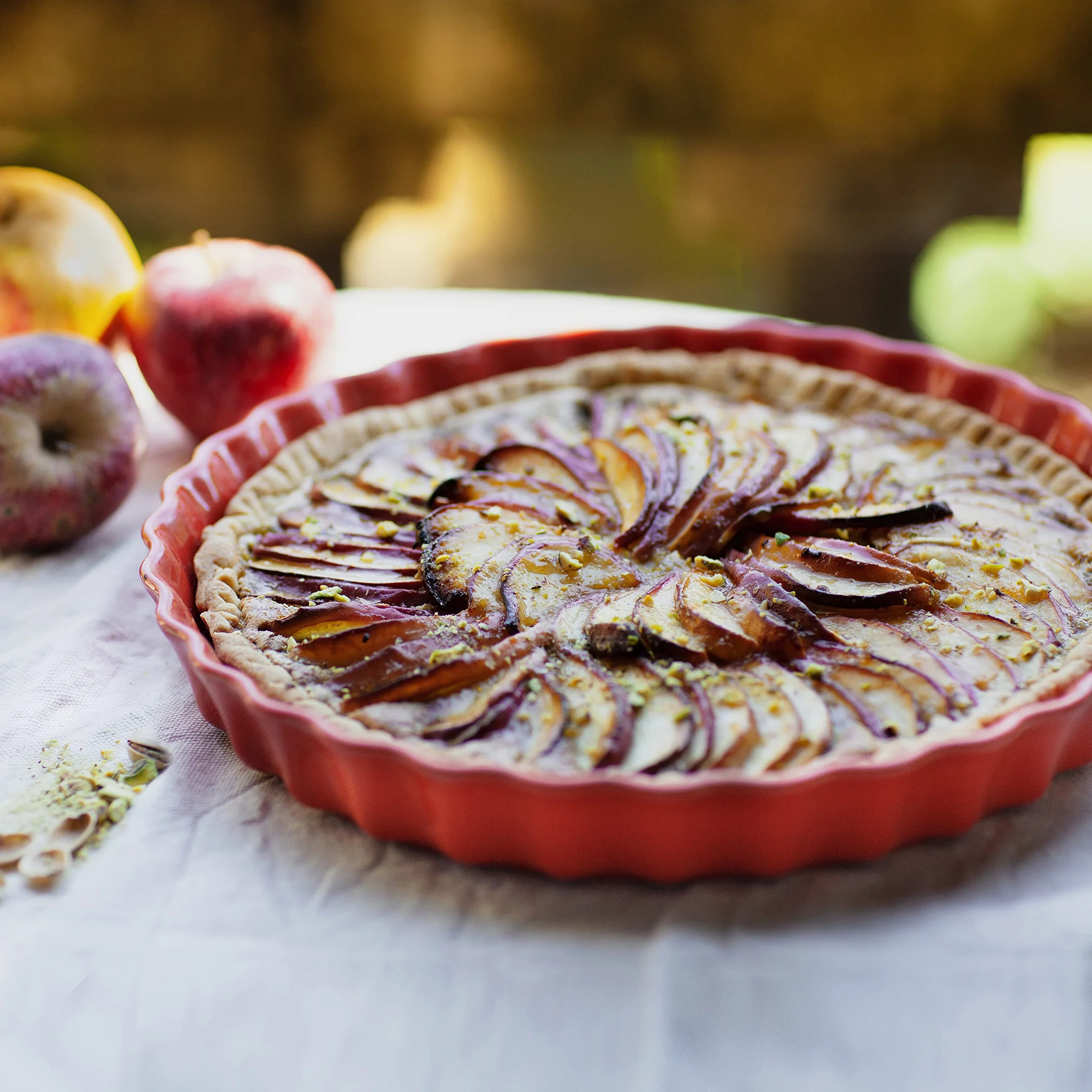 Emile Henry EH766031 - Piatto per torta 31 cm, in ceramica Toscana