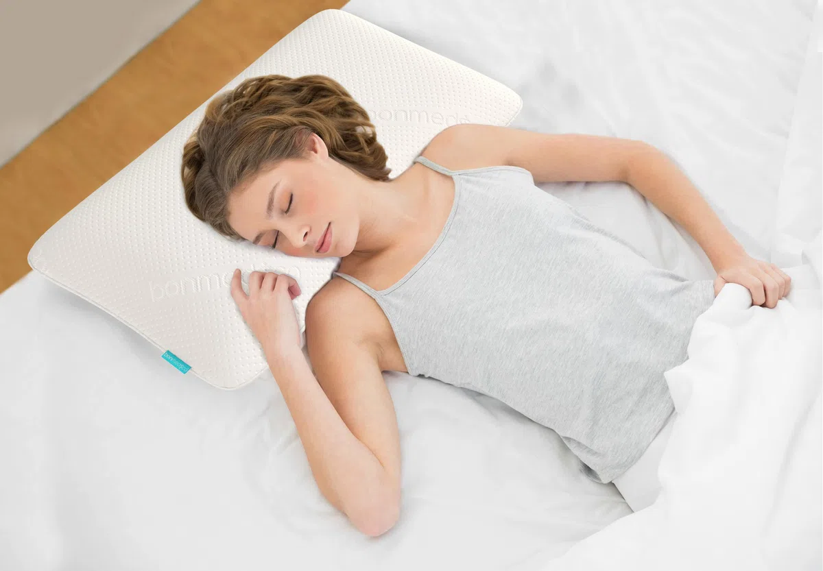 bonmedico Cuscino Cervicale Ortopedico in Memory Foam con Gel Rinfrescante - Guanciale Ergonomico Antiacaro e Anallergico per Dormire su Letto o Divano - Federa Lavabile