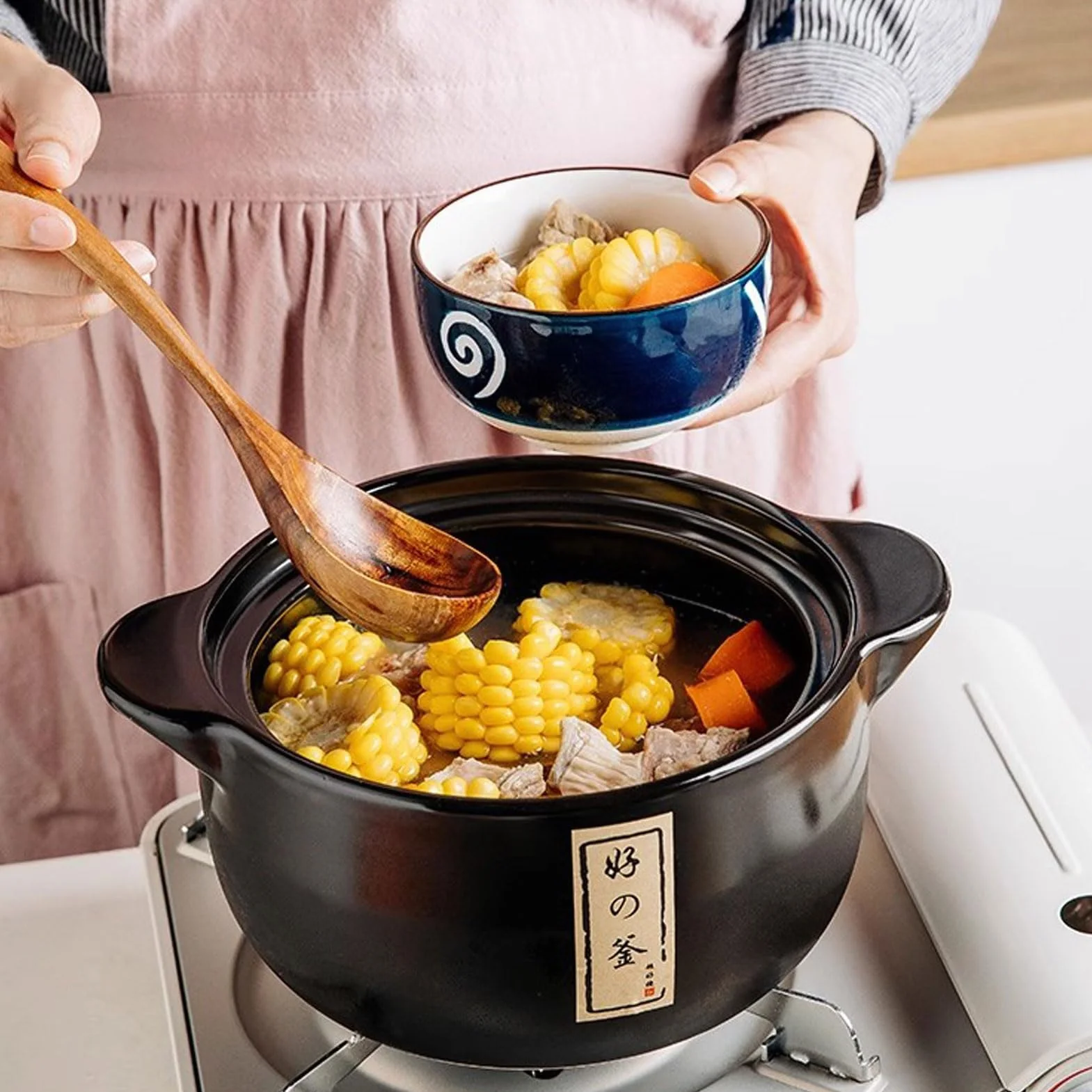Pentola in Ceramica Nera in Terracotta con Coperchio, pentola Calda in Ceramica Giapponese Donabe, pentola per stufato da Cucina, pentola Resistente al Calore per la casa, per cene e Feste